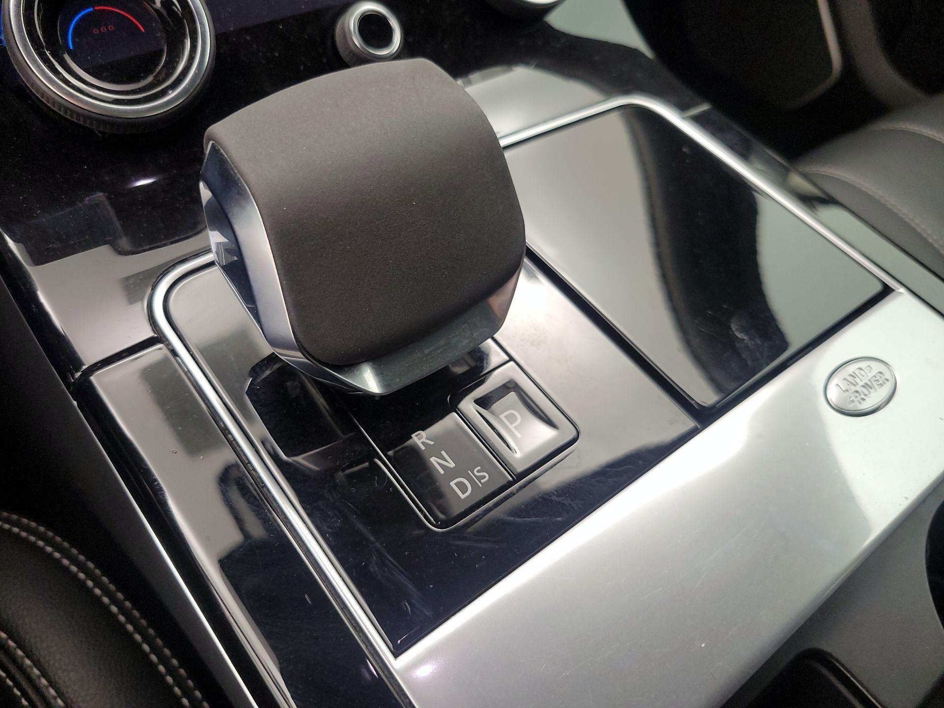 Thumbnail: 2021 Land Rover Range Rover Velar - 18
