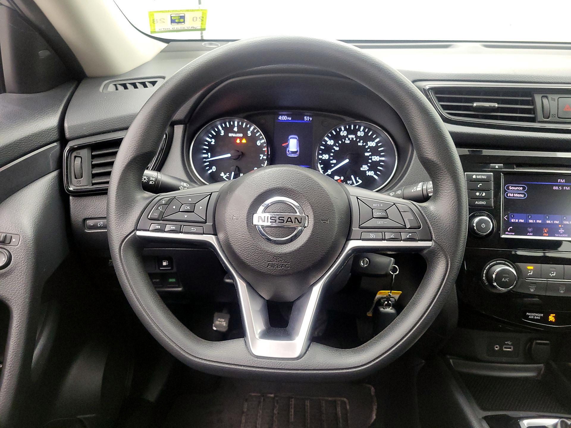 Thumbnail: 2018 Nissan Rogue - 10