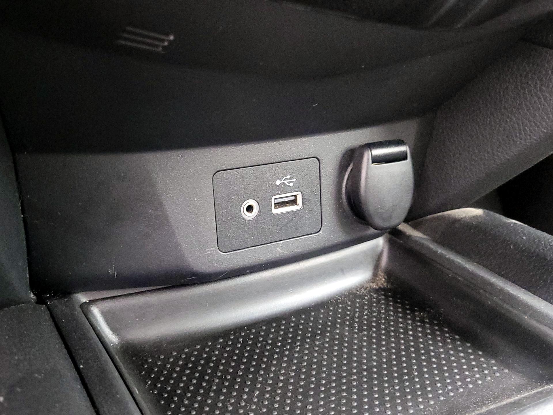 Thumbnail: 2018 Nissan Rogue - 18