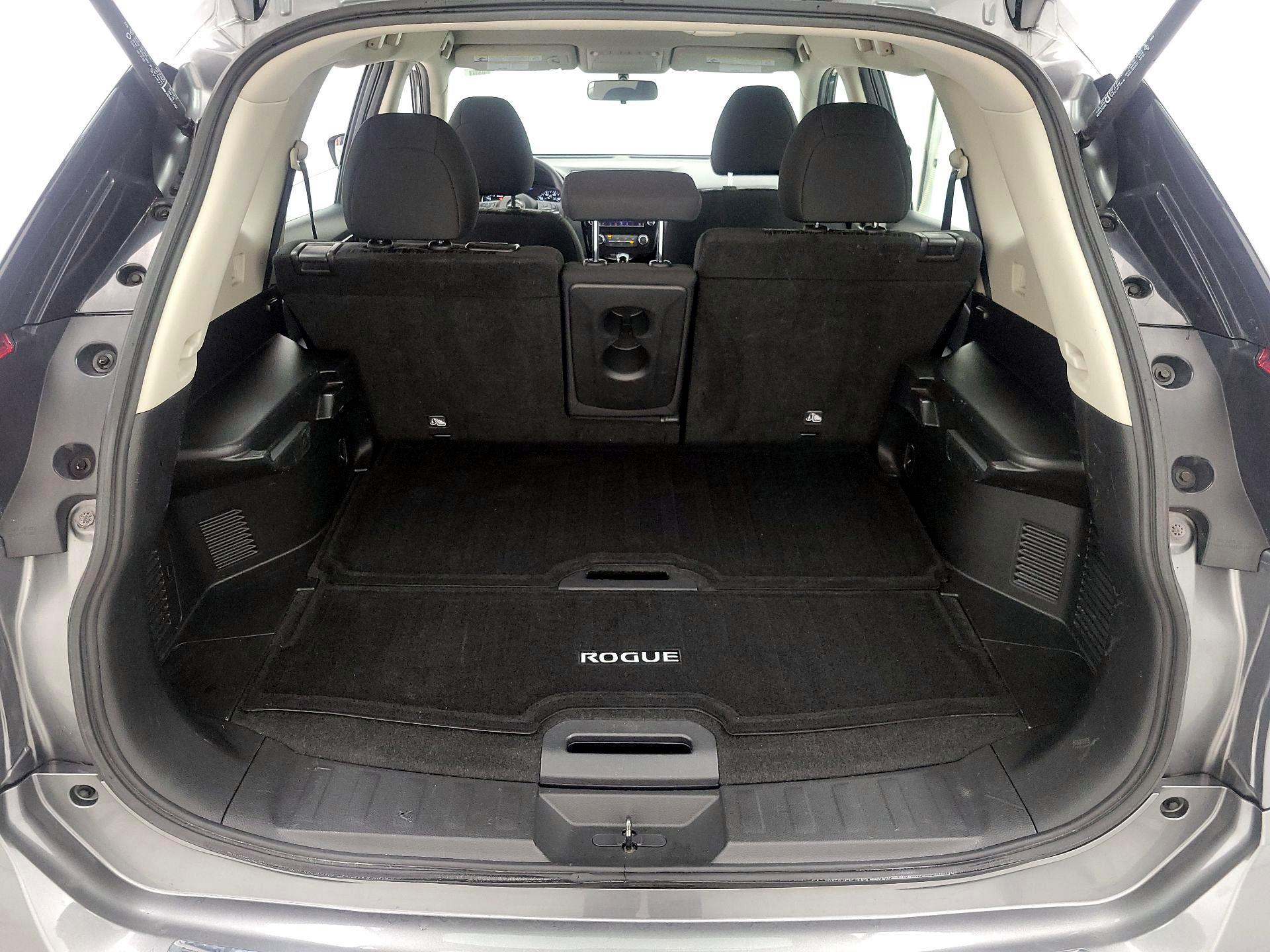 Thumbnail: 2018 Nissan Rogue - 20