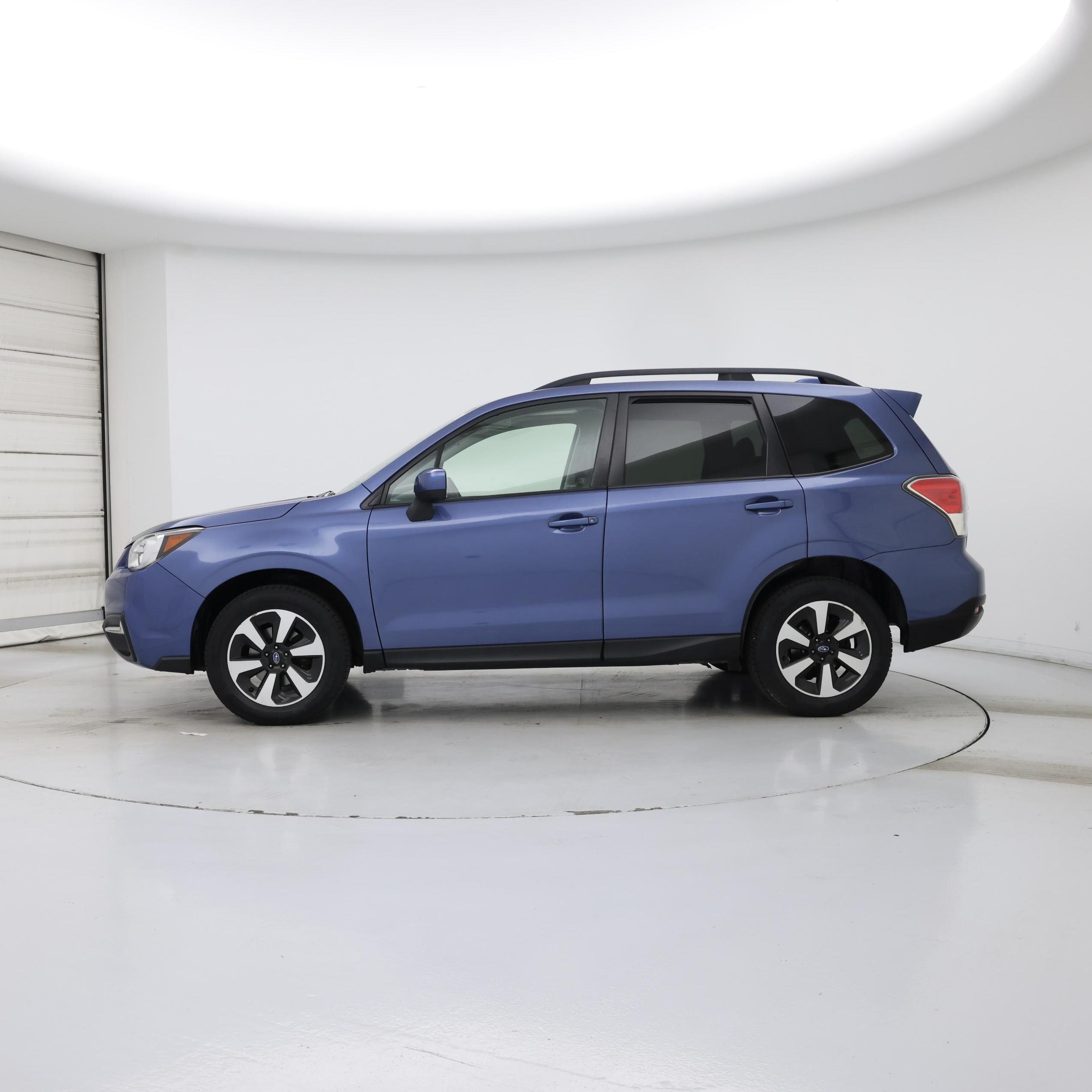 Thumbnail: 2017 Subaru Forester - 3