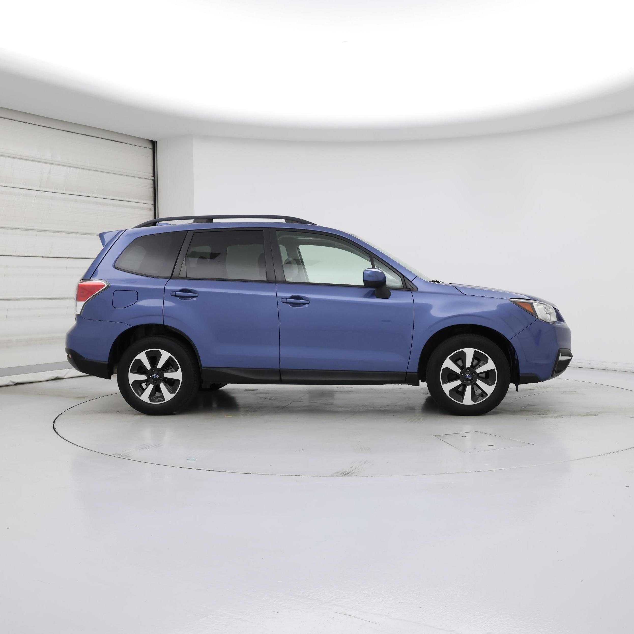Thumbnail: 2017 Subaru Forester - 7
