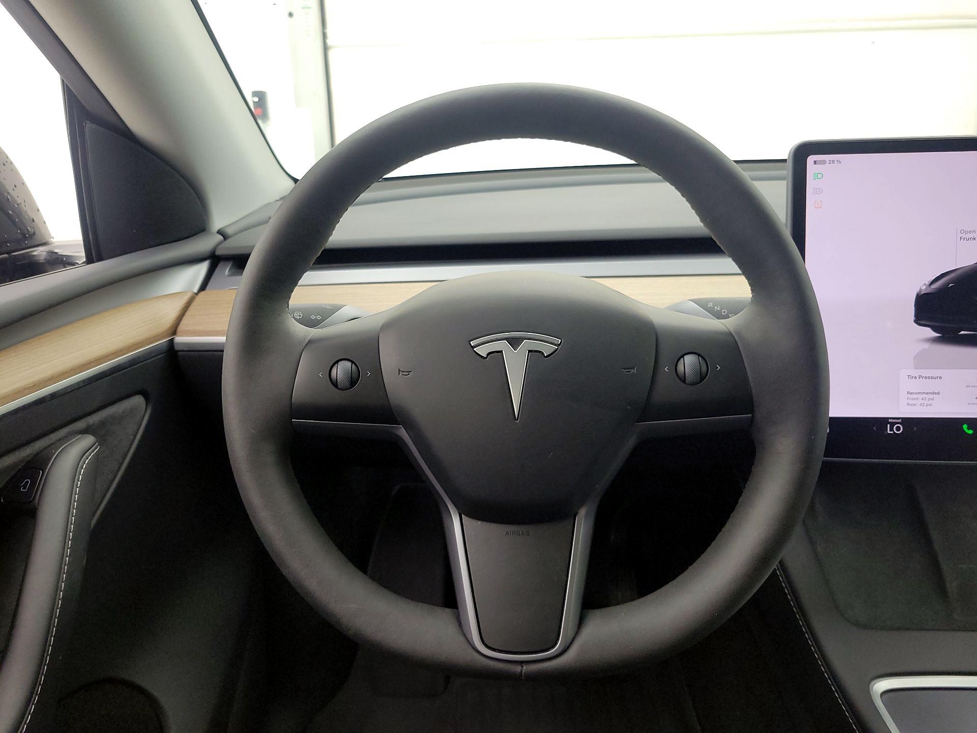 Thumbnail: 2023 Tesla Model Y - 10