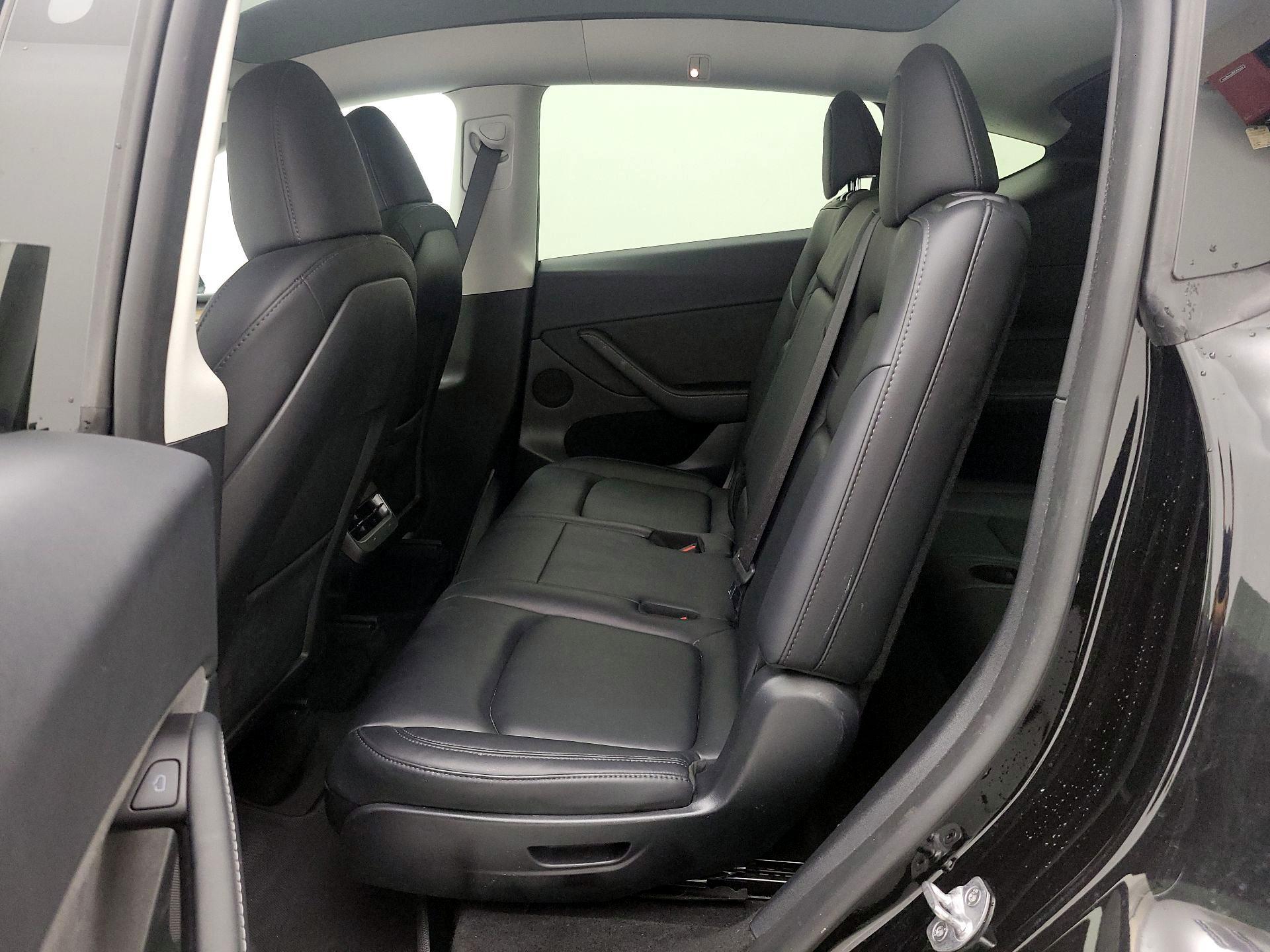 Thumbnail: 2023 Tesla Model Y - 18