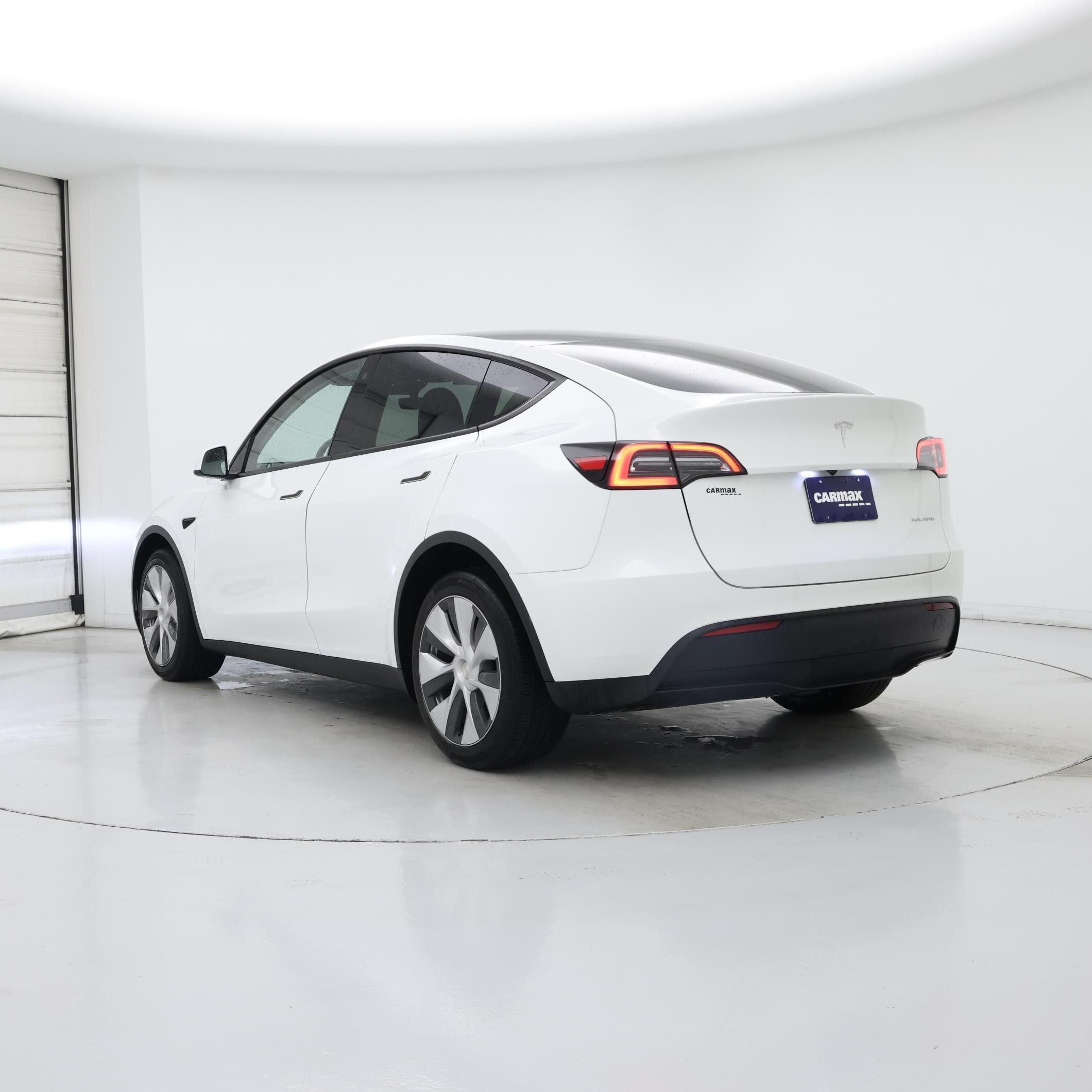 Thumbnail: 2023 Tesla Model Y - 2