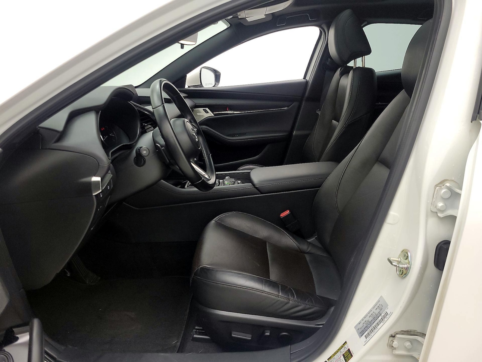 2023 Mazda Mazda3 Premium - Photo 12