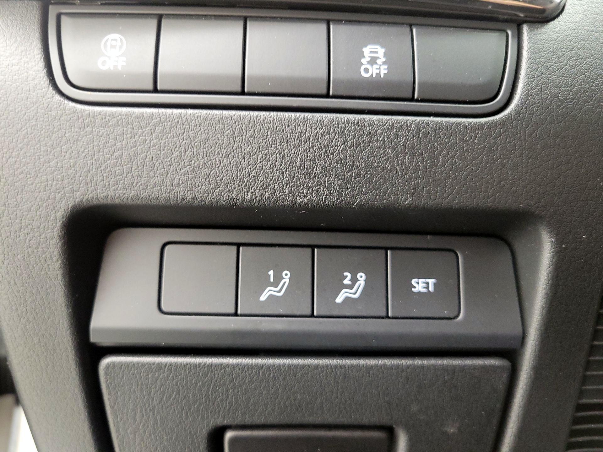 Thumbnail: 2023 Mazda Mazda3 - 13