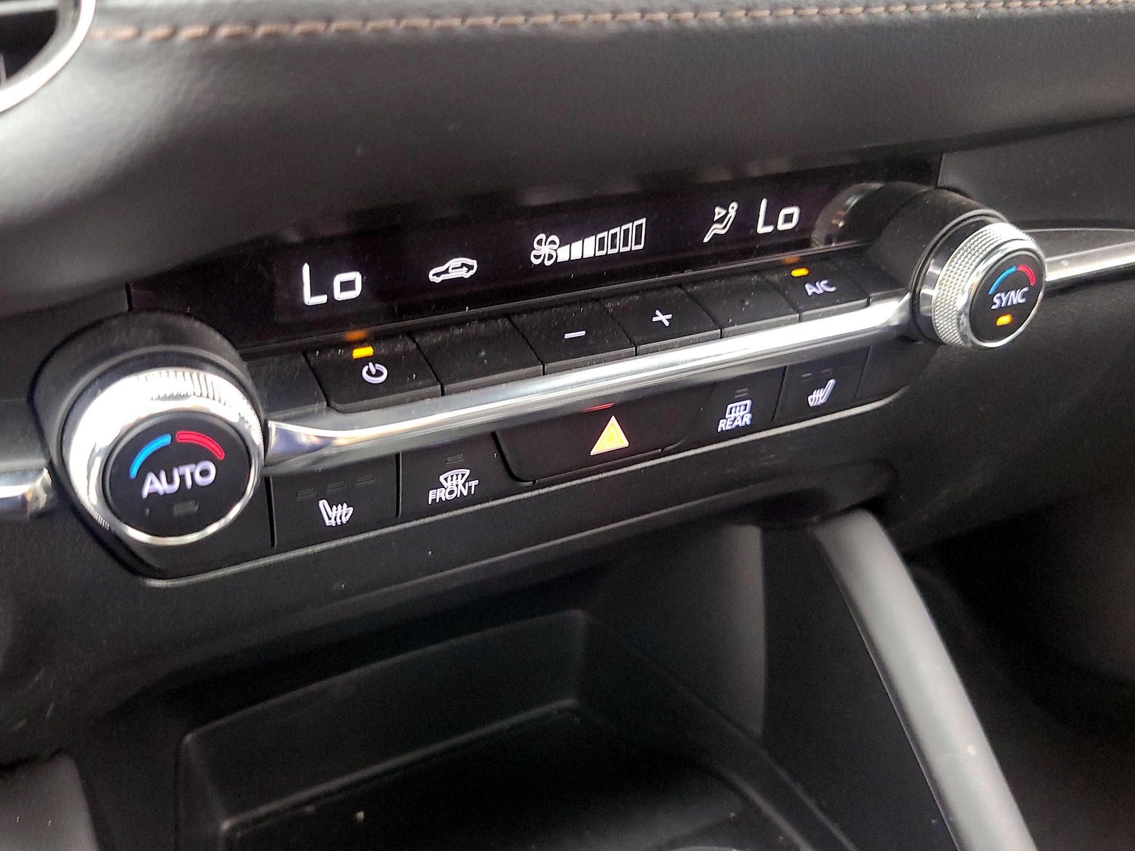 2023 Mazda Mazda3 Premium - Photo 17