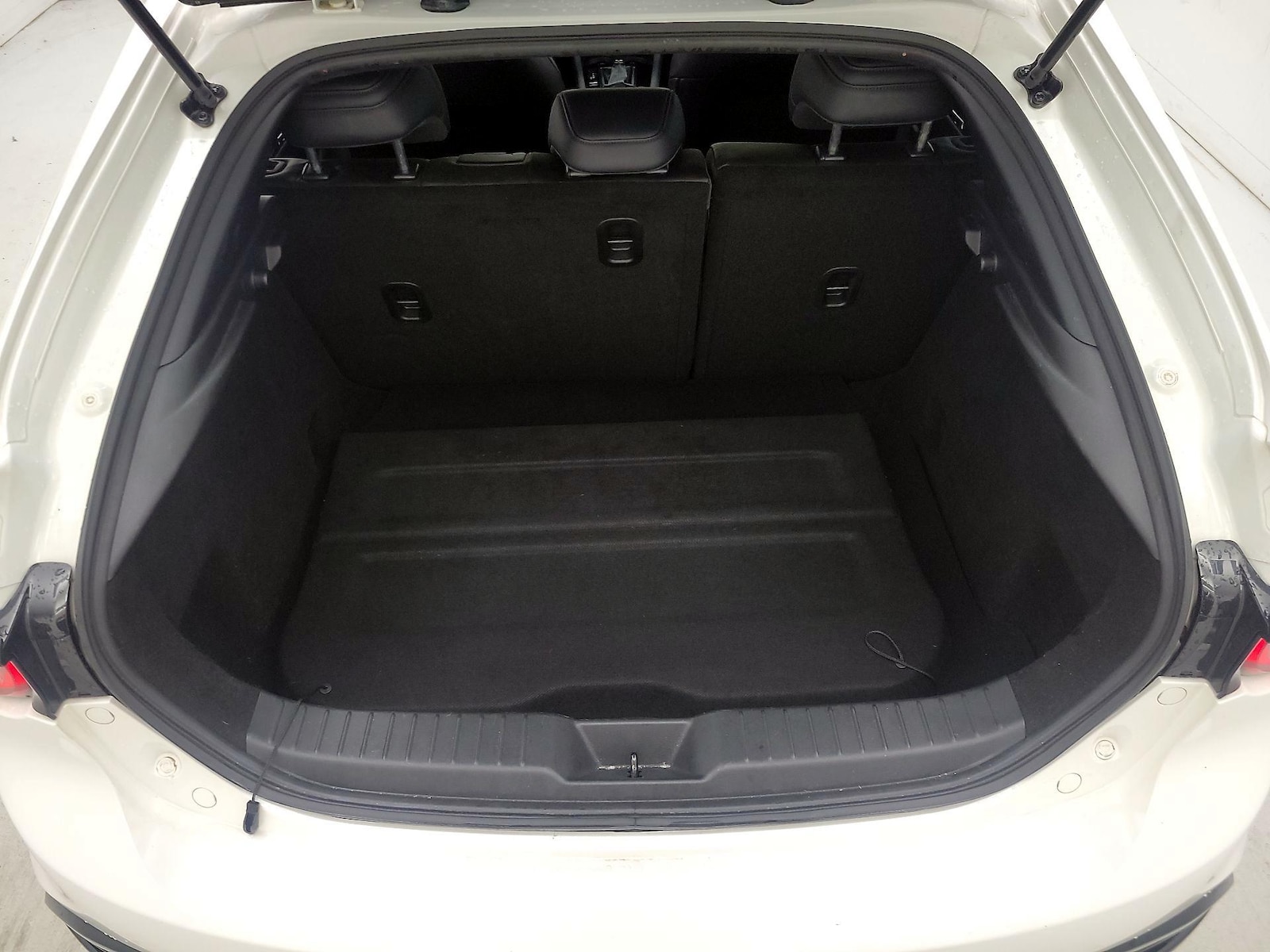 2023 Mazda Mazda3 Premium - Photo 21