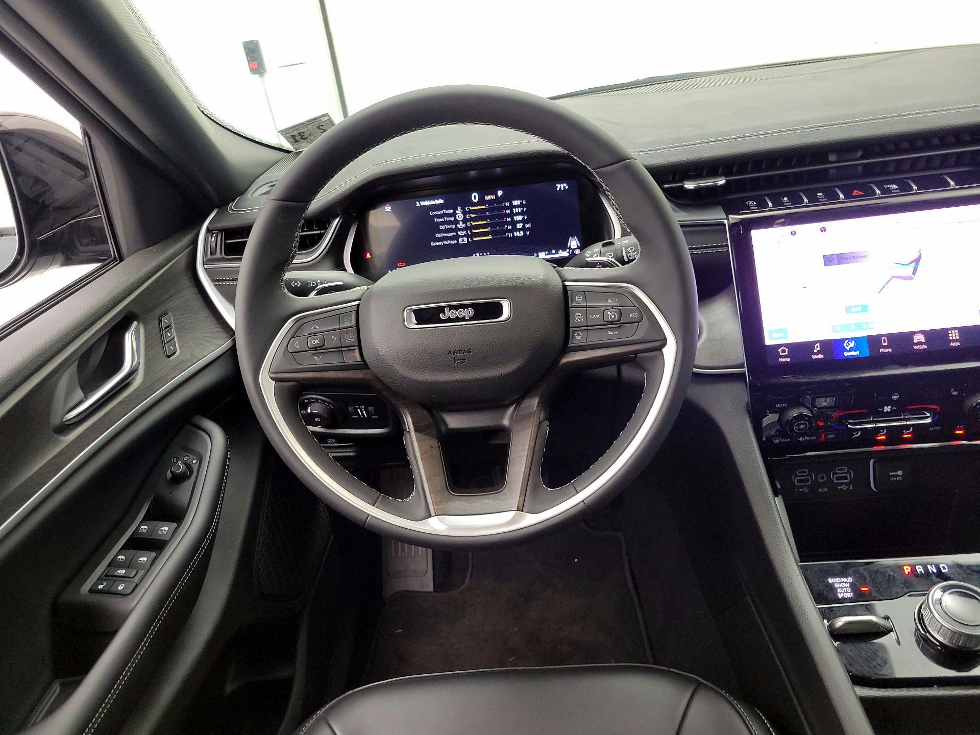 Thumbnail: 2025 Jeep Grand Cherokee - 9
