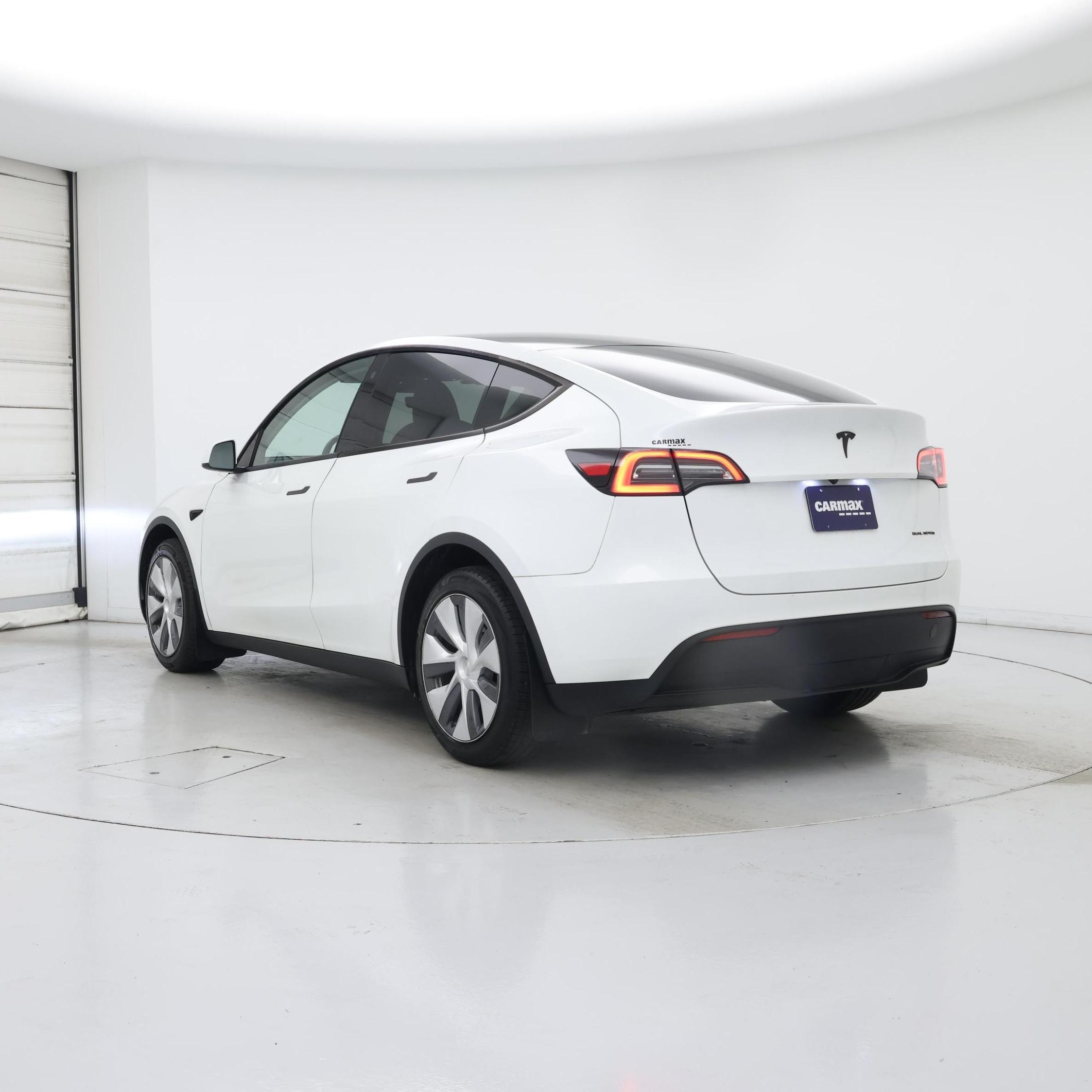 Thumbnail: 2023 Tesla Model Y - 2