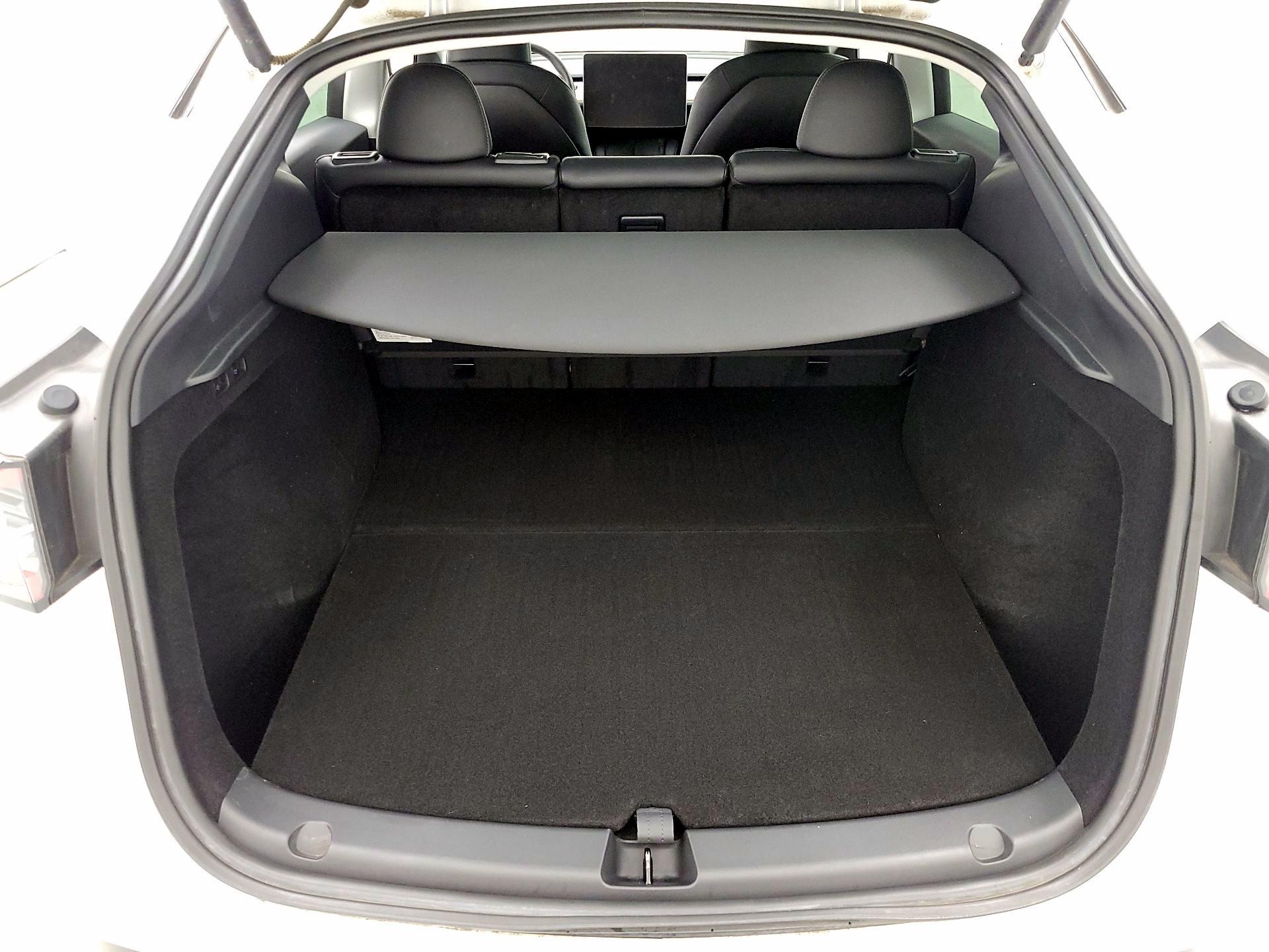 Thumbnail: 2023 Tesla Model Y - 19