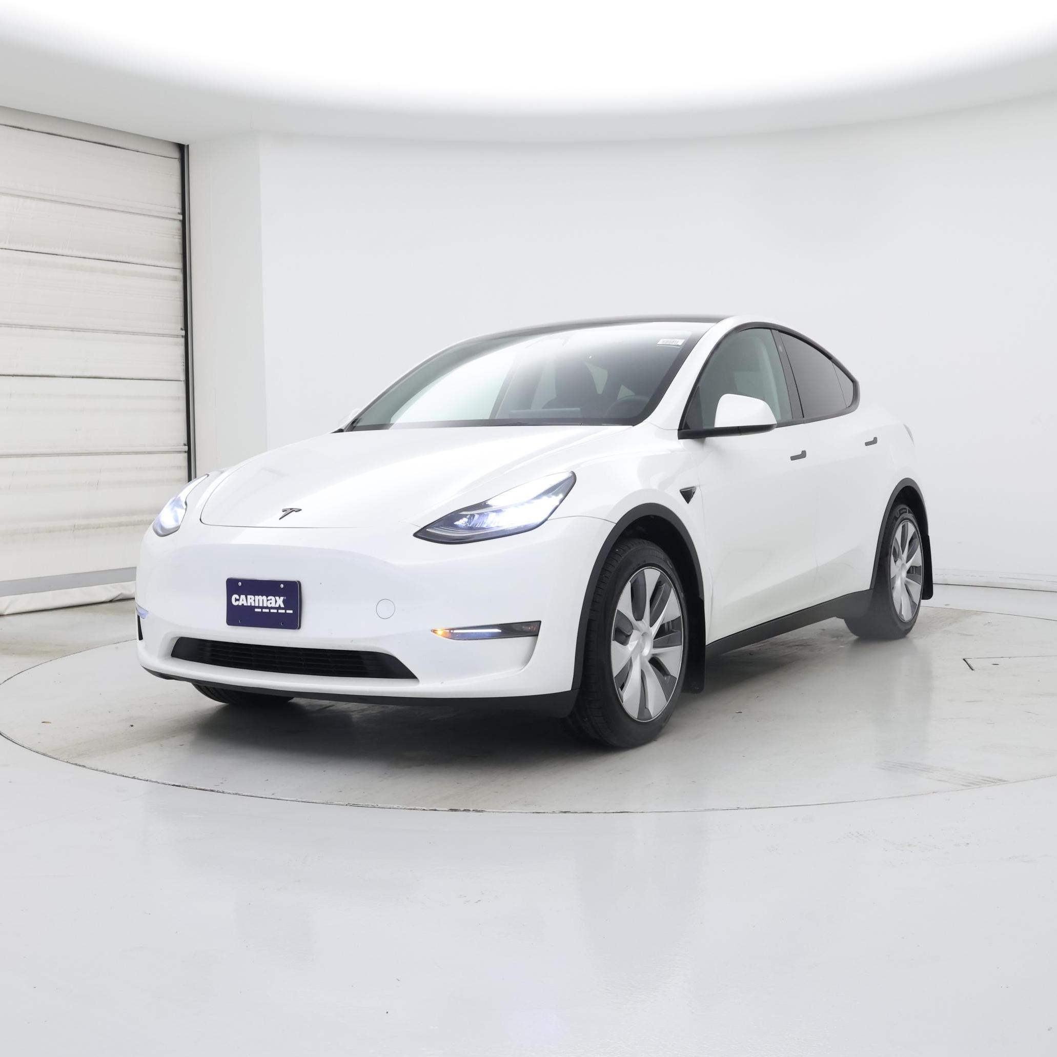 Thumbnail: 2023 Tesla Model Y - 4