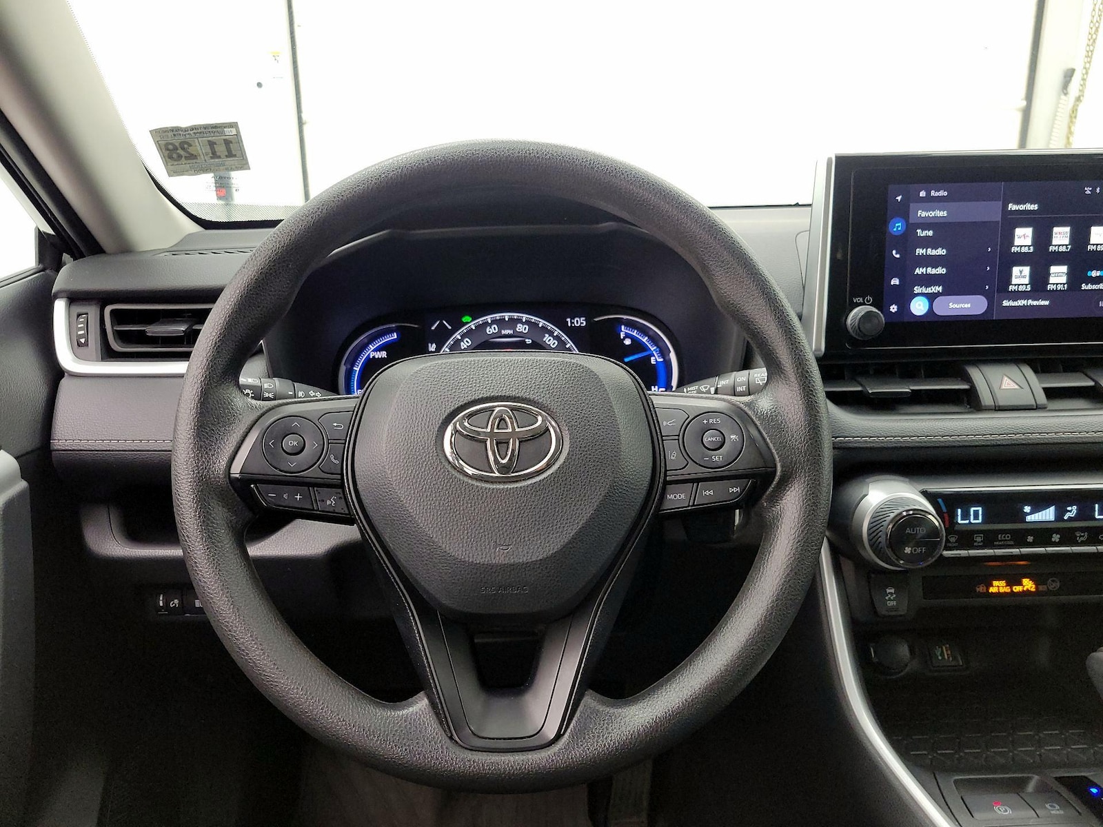 2023 Toyota RAV4 Woodland Edition - Photo 11