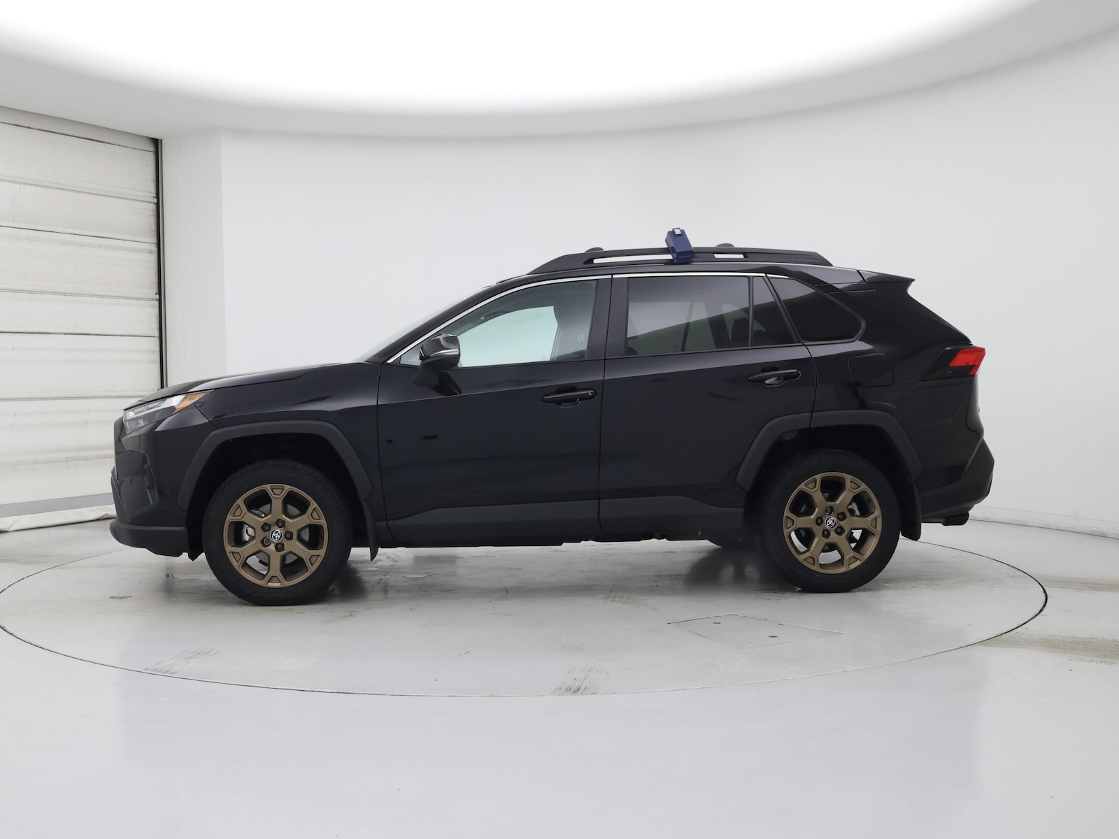 2023 Toyota RAV4 Woodland Edition - Photo 4