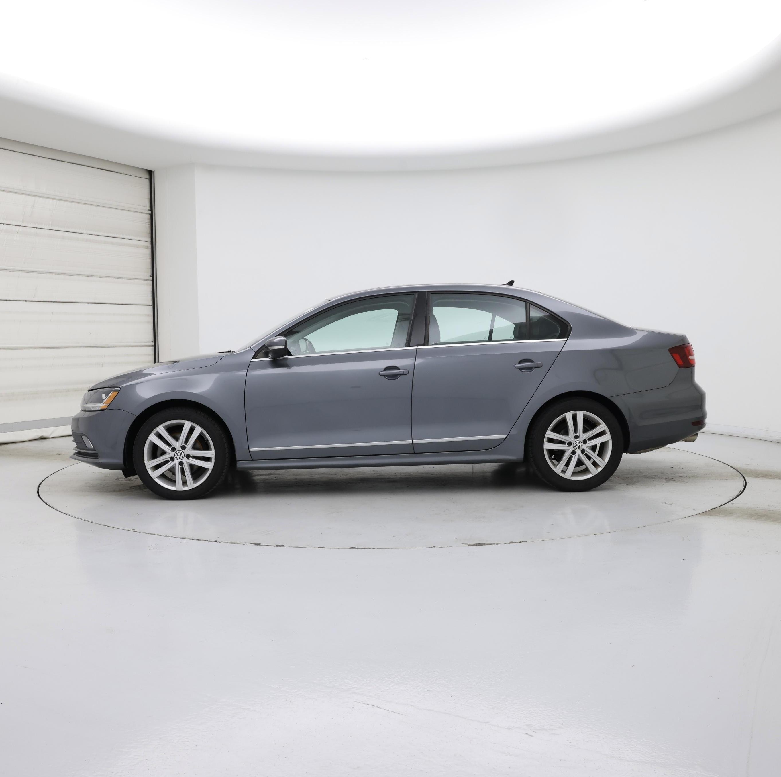 Thumbnail: 2017 Volkswagen Jetta - 3