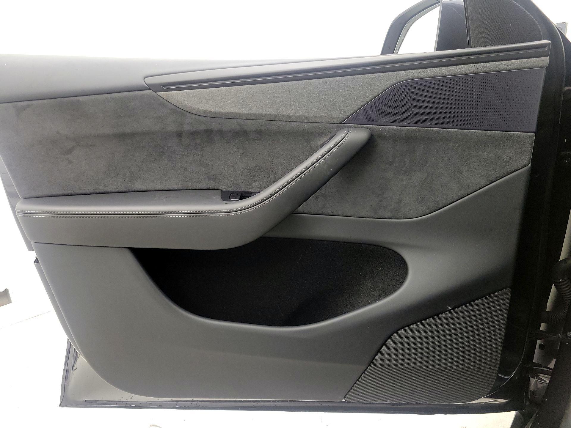 Thumbnail: 2026 Tesla Model Y - 12