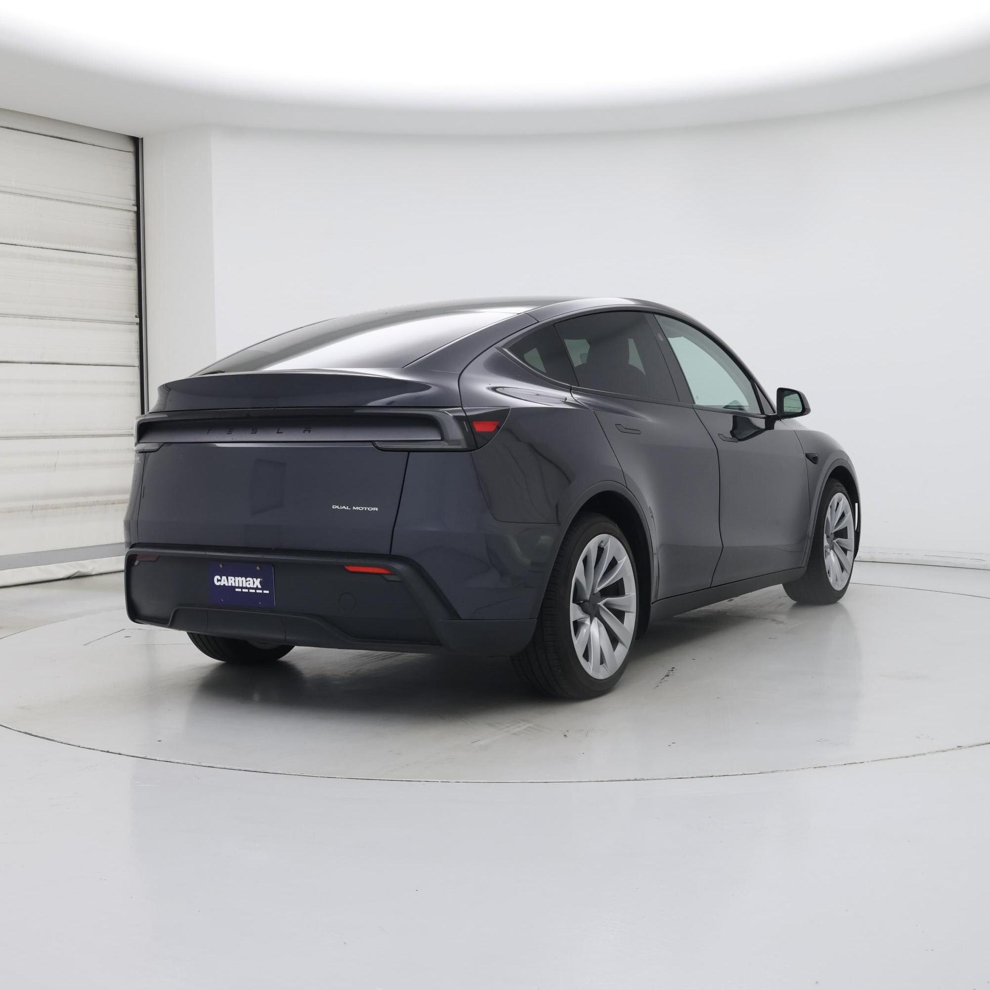 Thumbnail: 2026 Tesla Model Y - 8