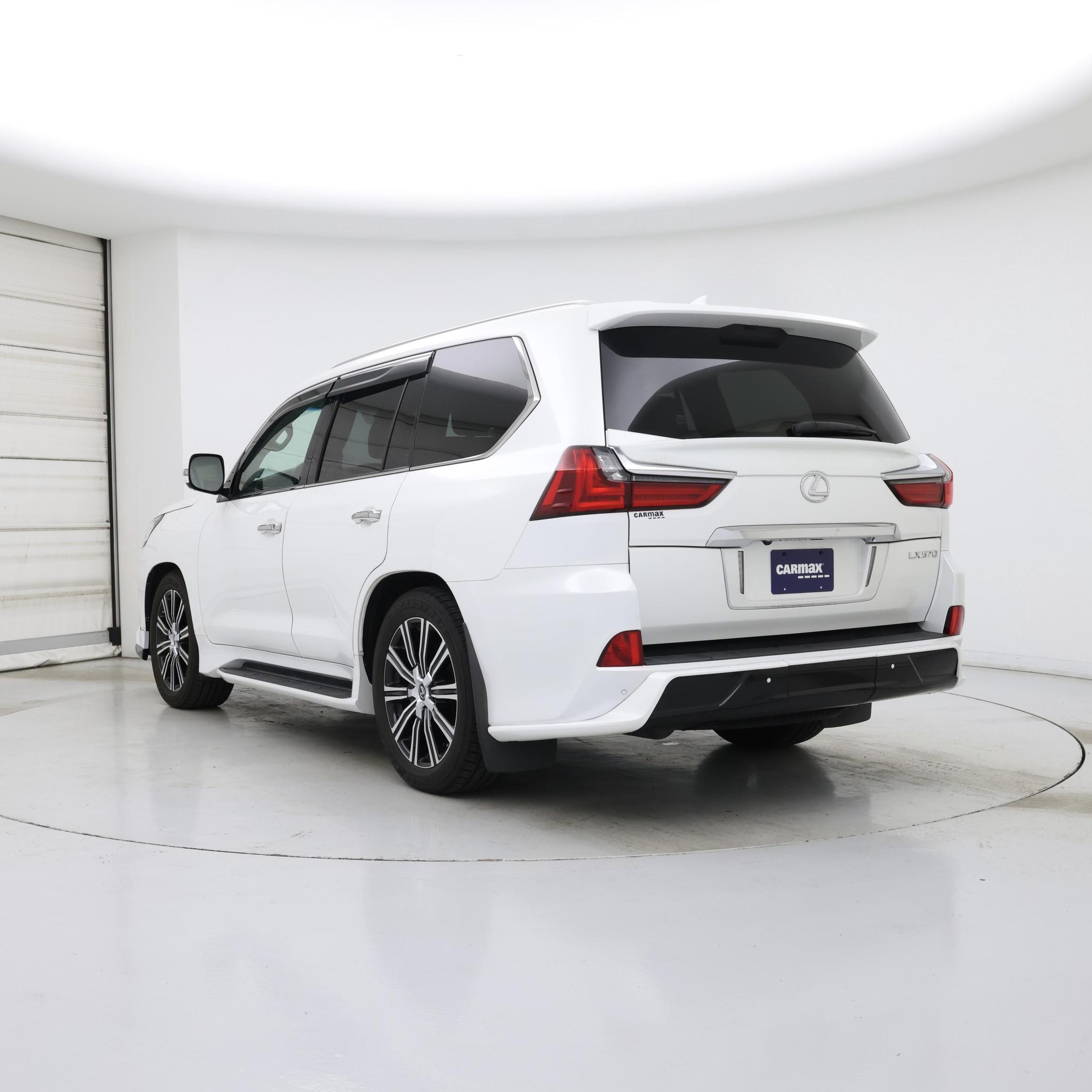 Thumbnail: 2020 Lexus LX - 2