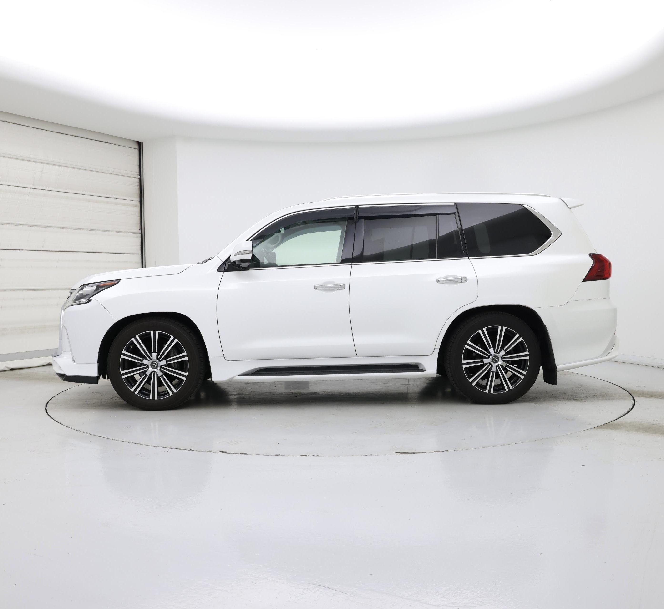 Thumbnail: 2020 Lexus LX - 3