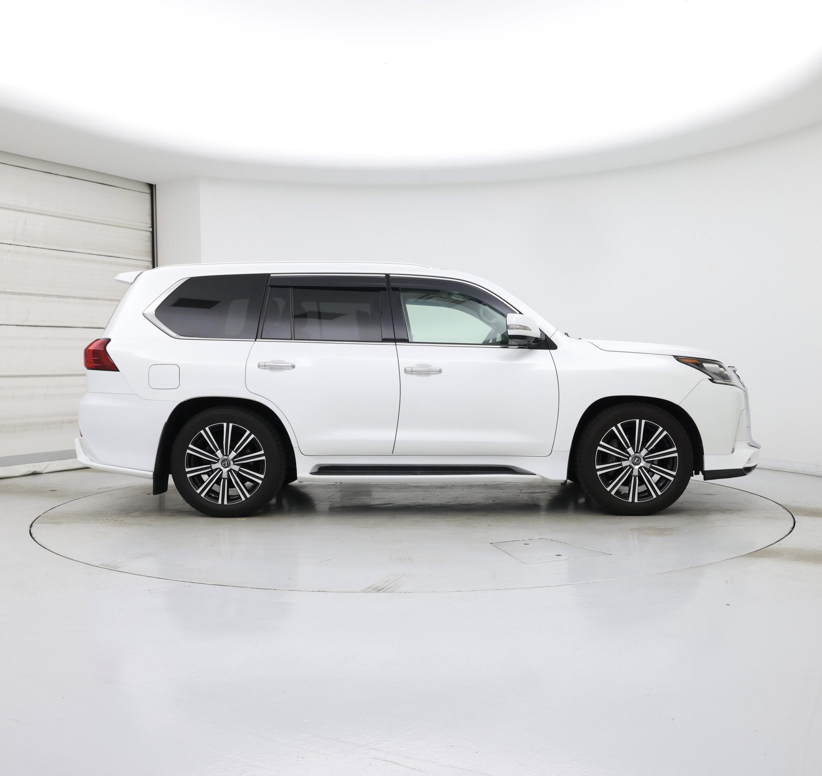 Thumbnail: 2020 Lexus LX - 7