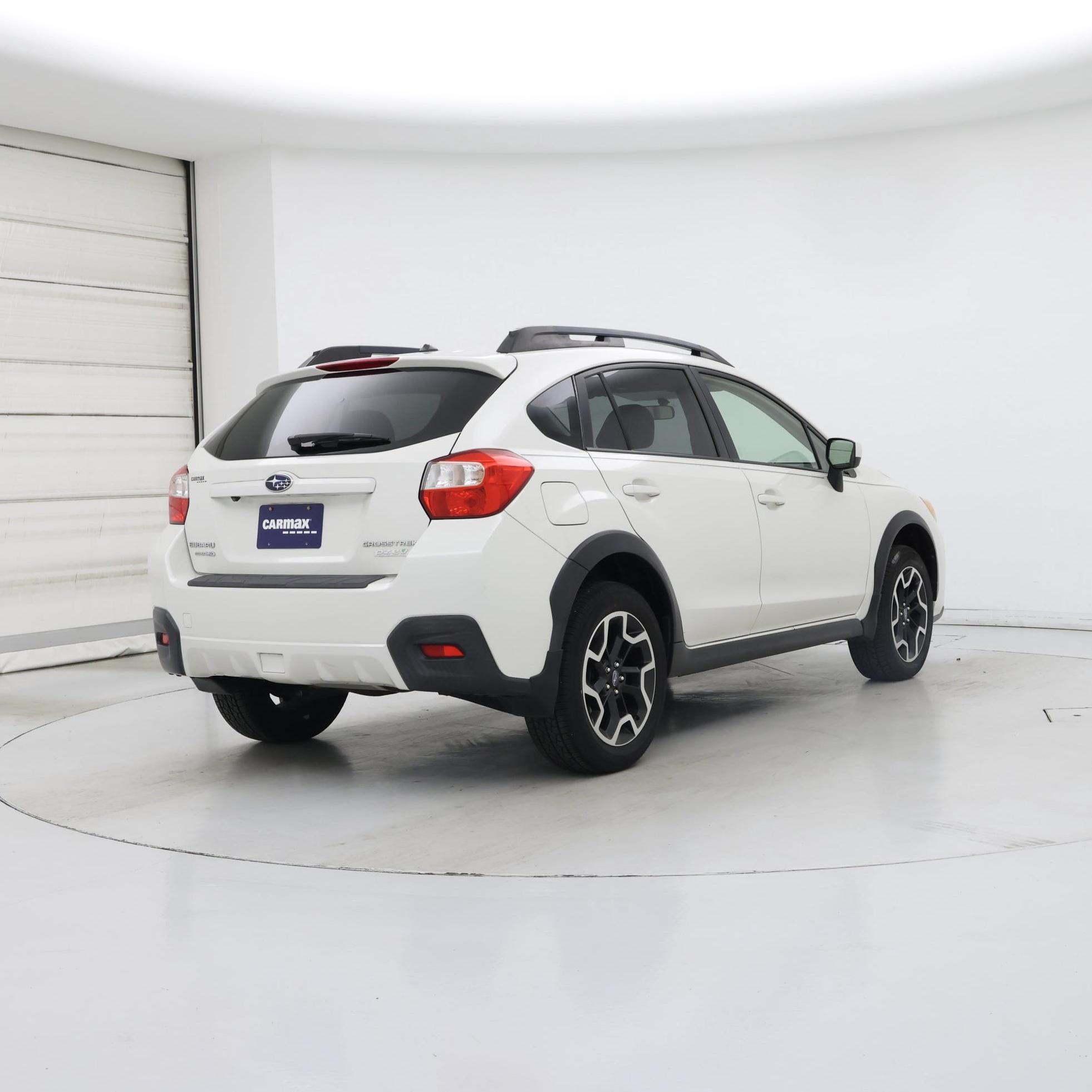 Thumbnail: 2016 Subaru XV Crosstrek - 8