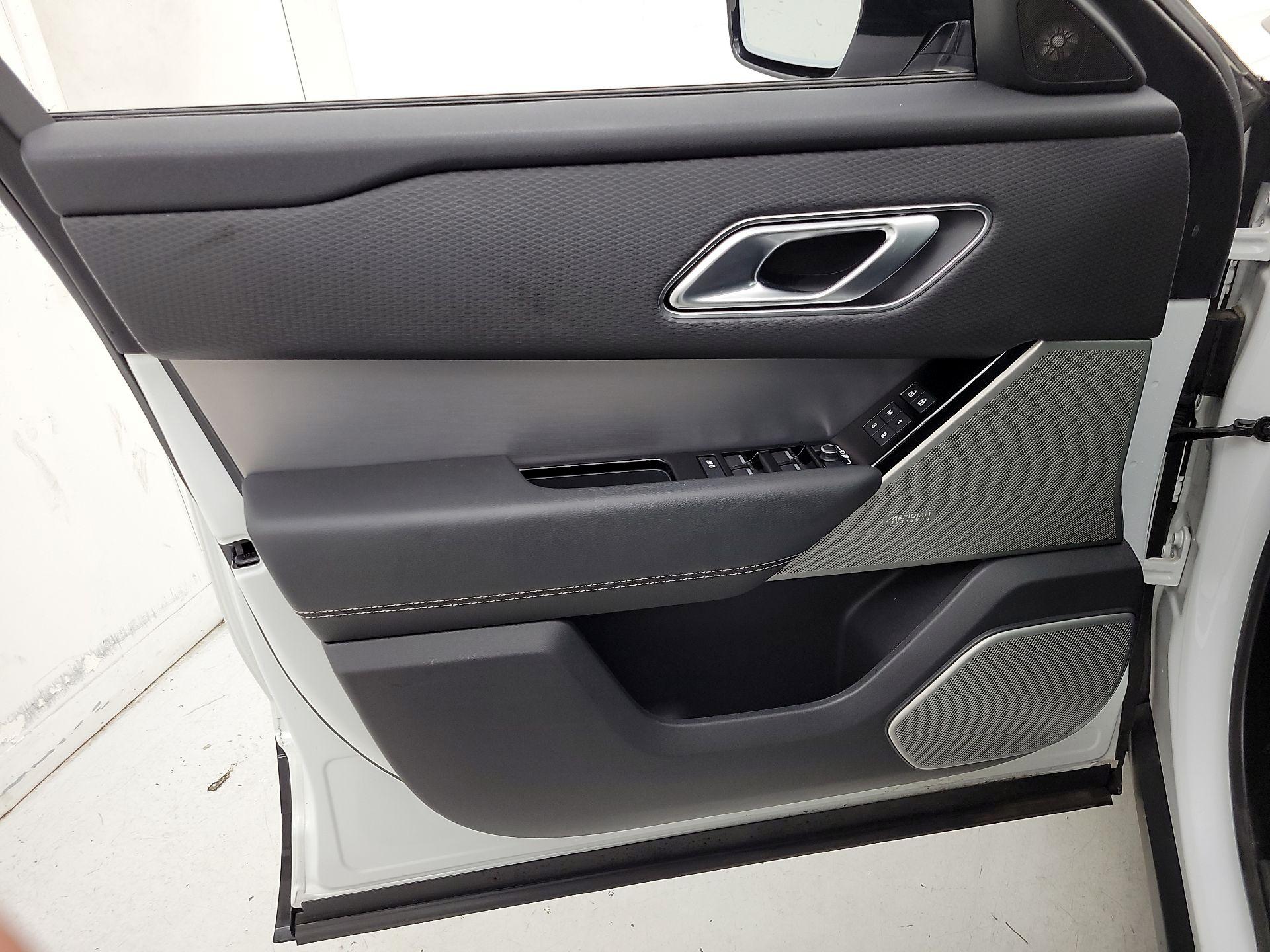 Thumbnail: 2021 Land Rover Range Rover Velar - 12