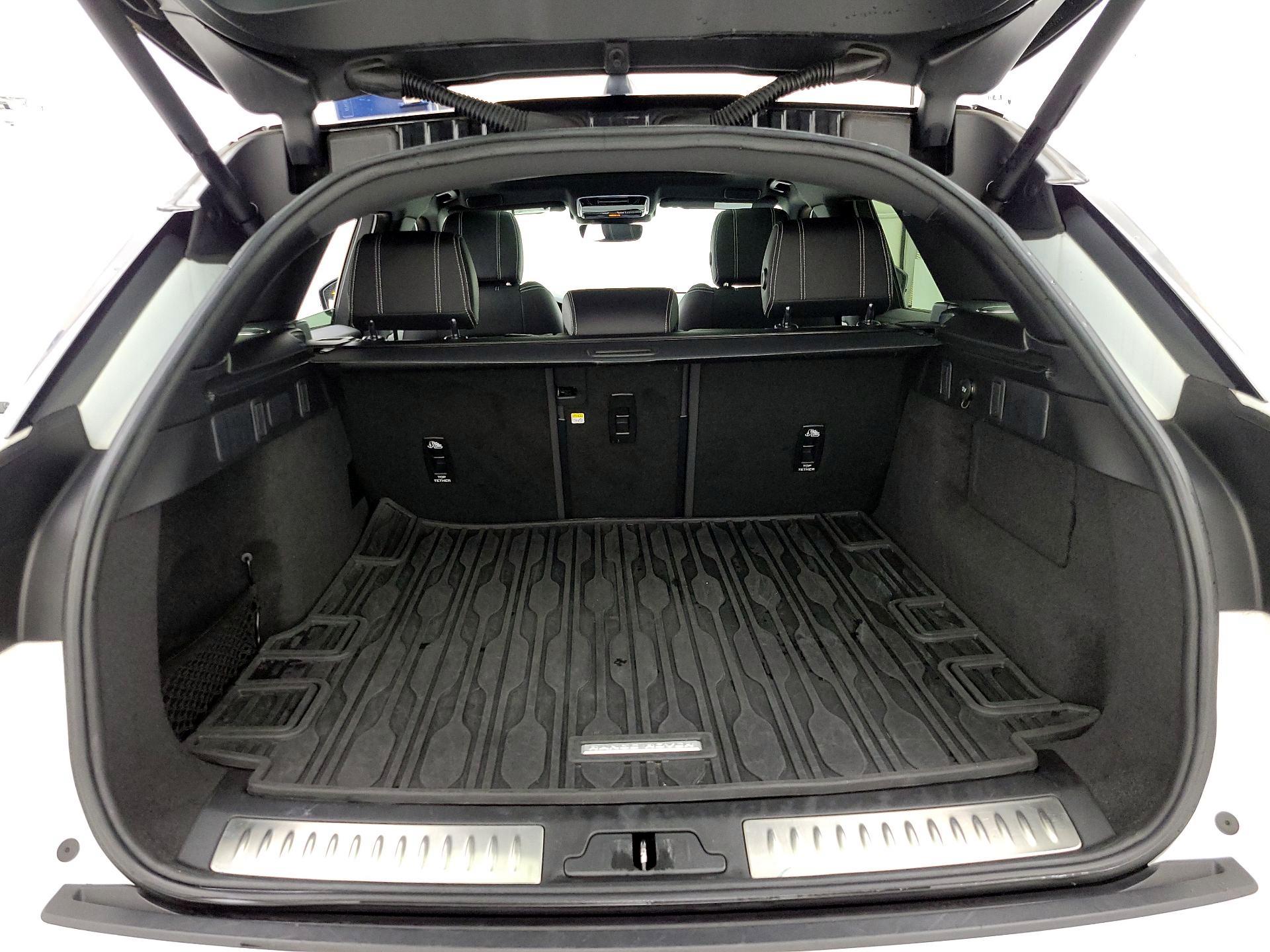 Thumbnail: 2021 Land Rover Range Rover Velar - 19