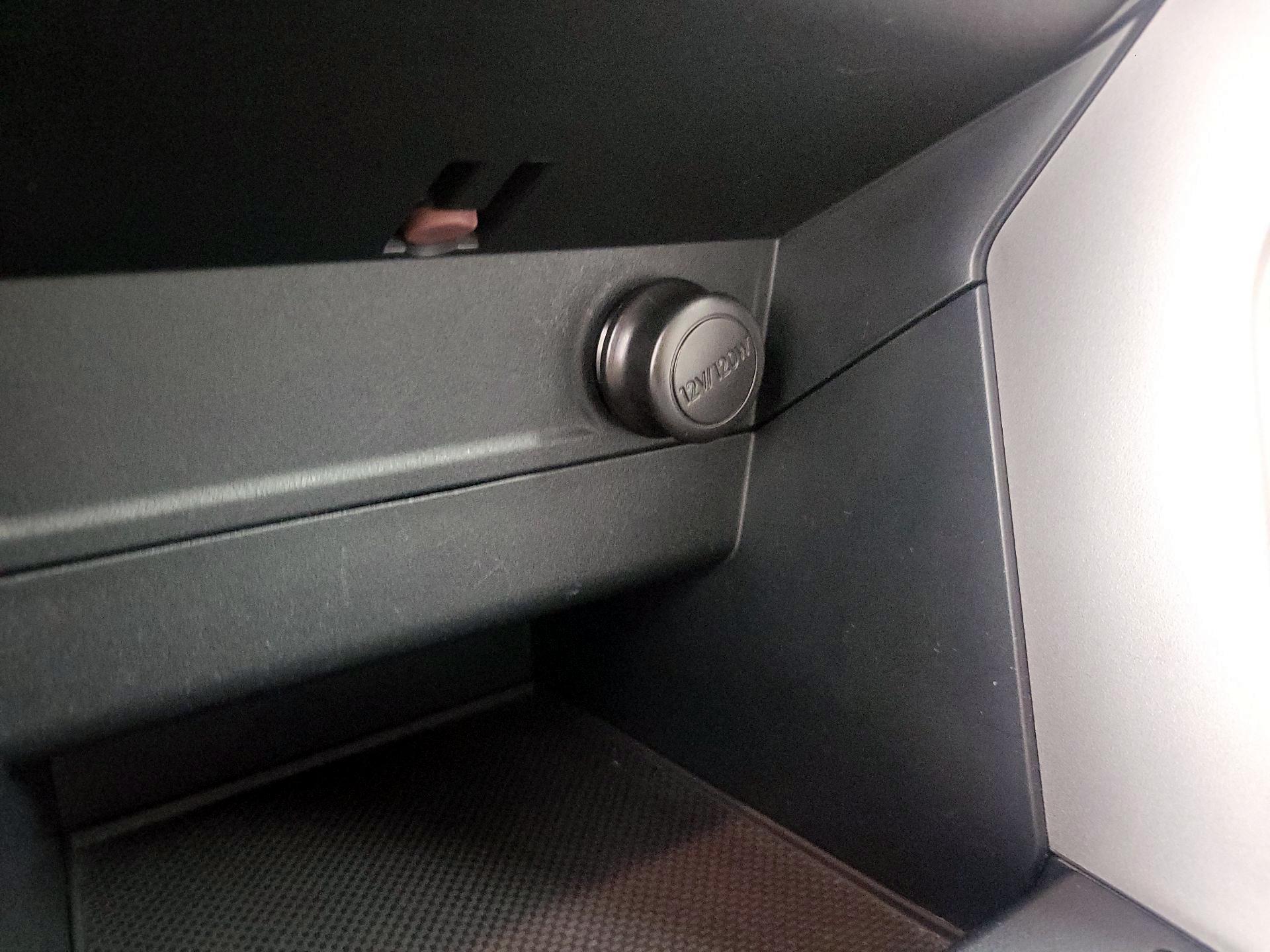 Thumbnail: 2017 Subaru Forester - 19