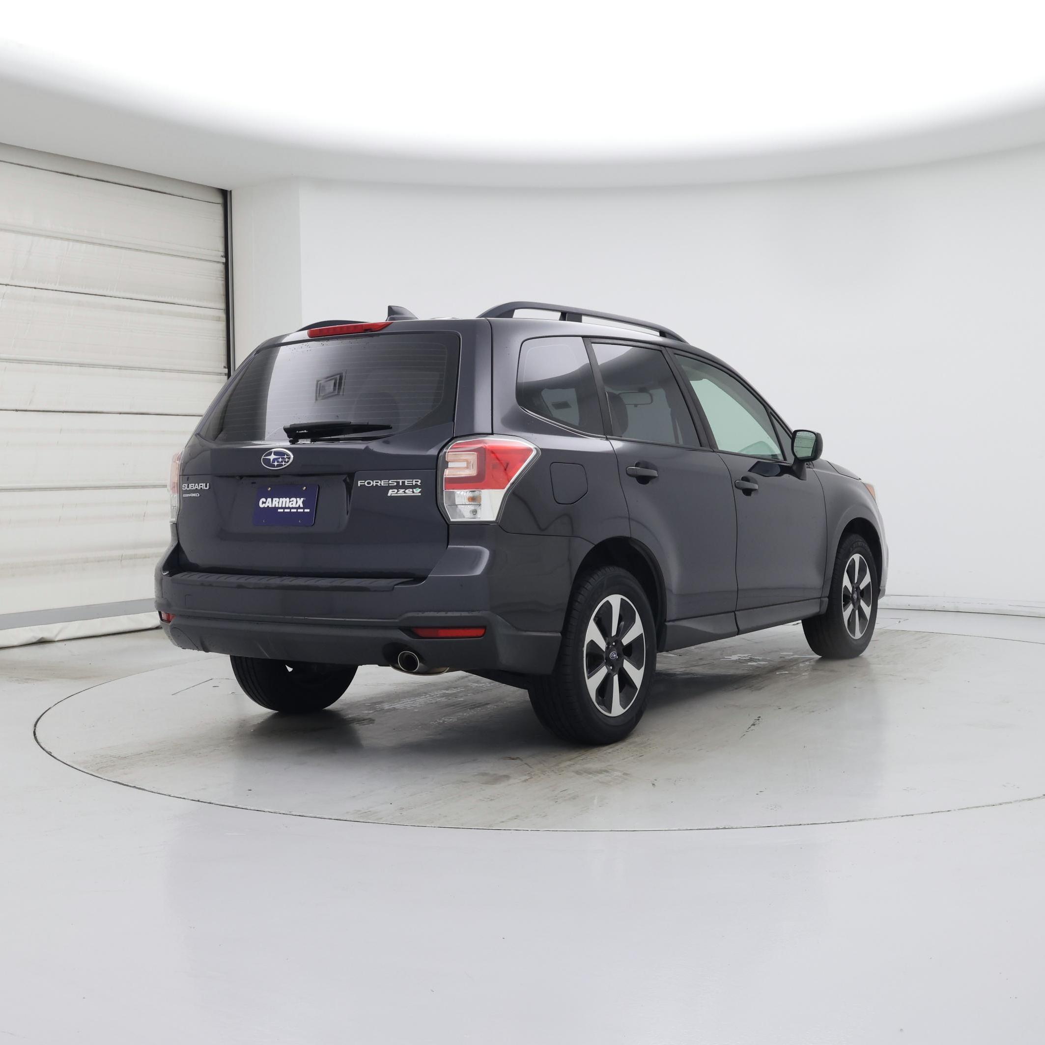 Thumbnail: 2017 Subaru Forester - 8