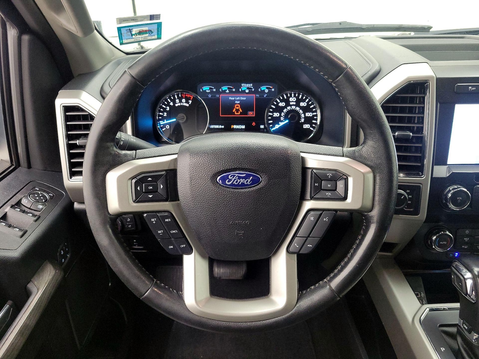 2020 Ford F-150 Lariat - Photo 11