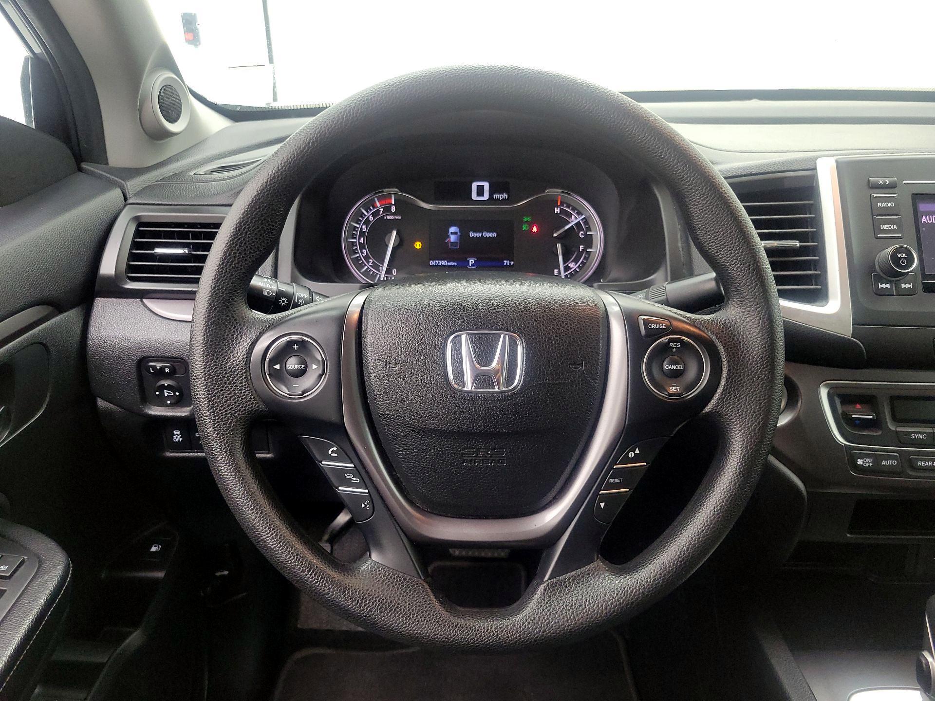 Thumbnail: 2019 Honda Ridgeline - 10