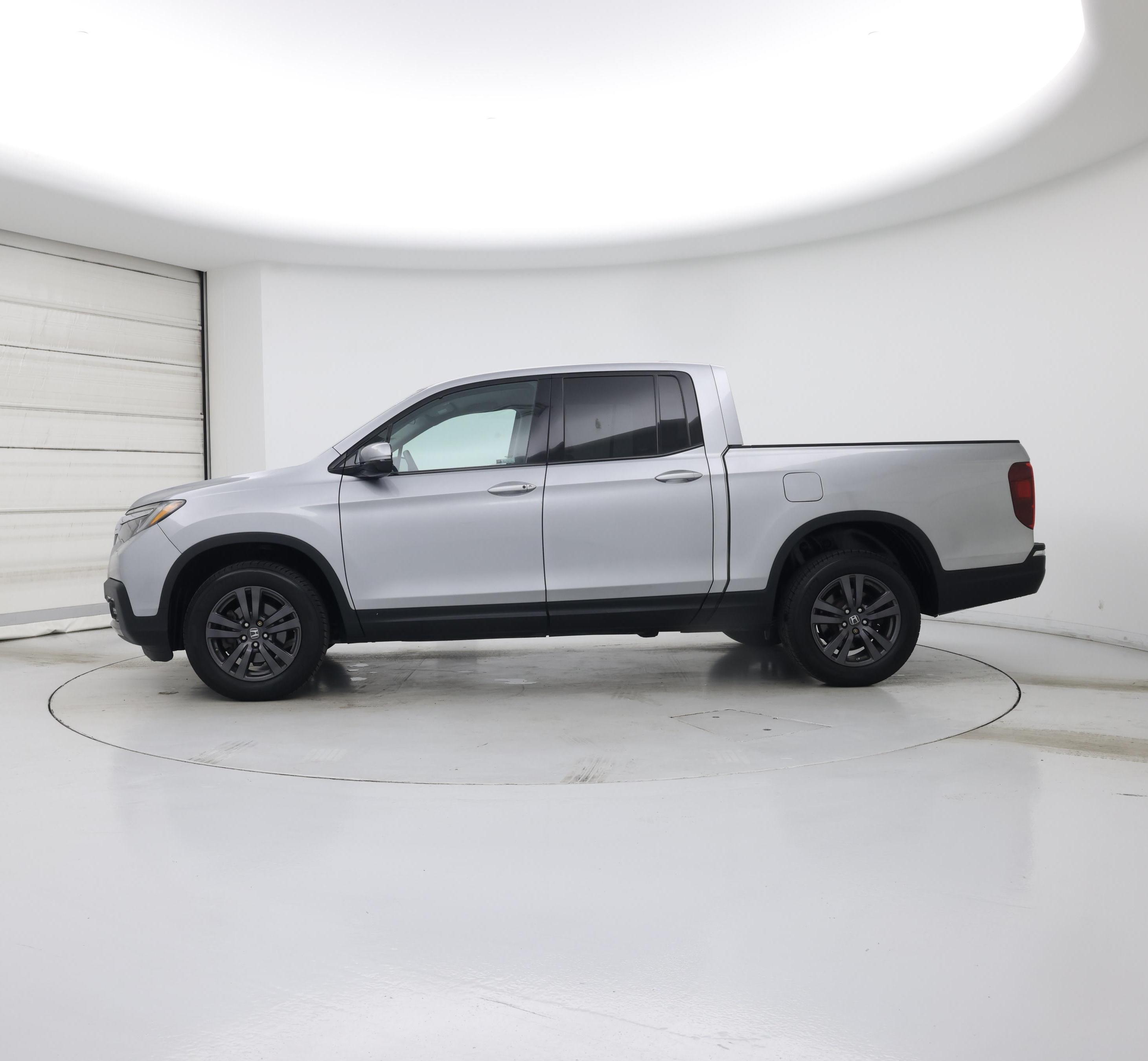 Thumbnail: 2019 Honda Ridgeline - 3