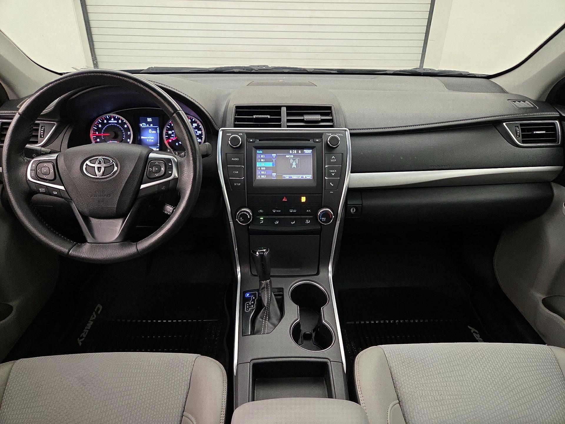 Thumbnail: 2017 Toyota Camry - 9