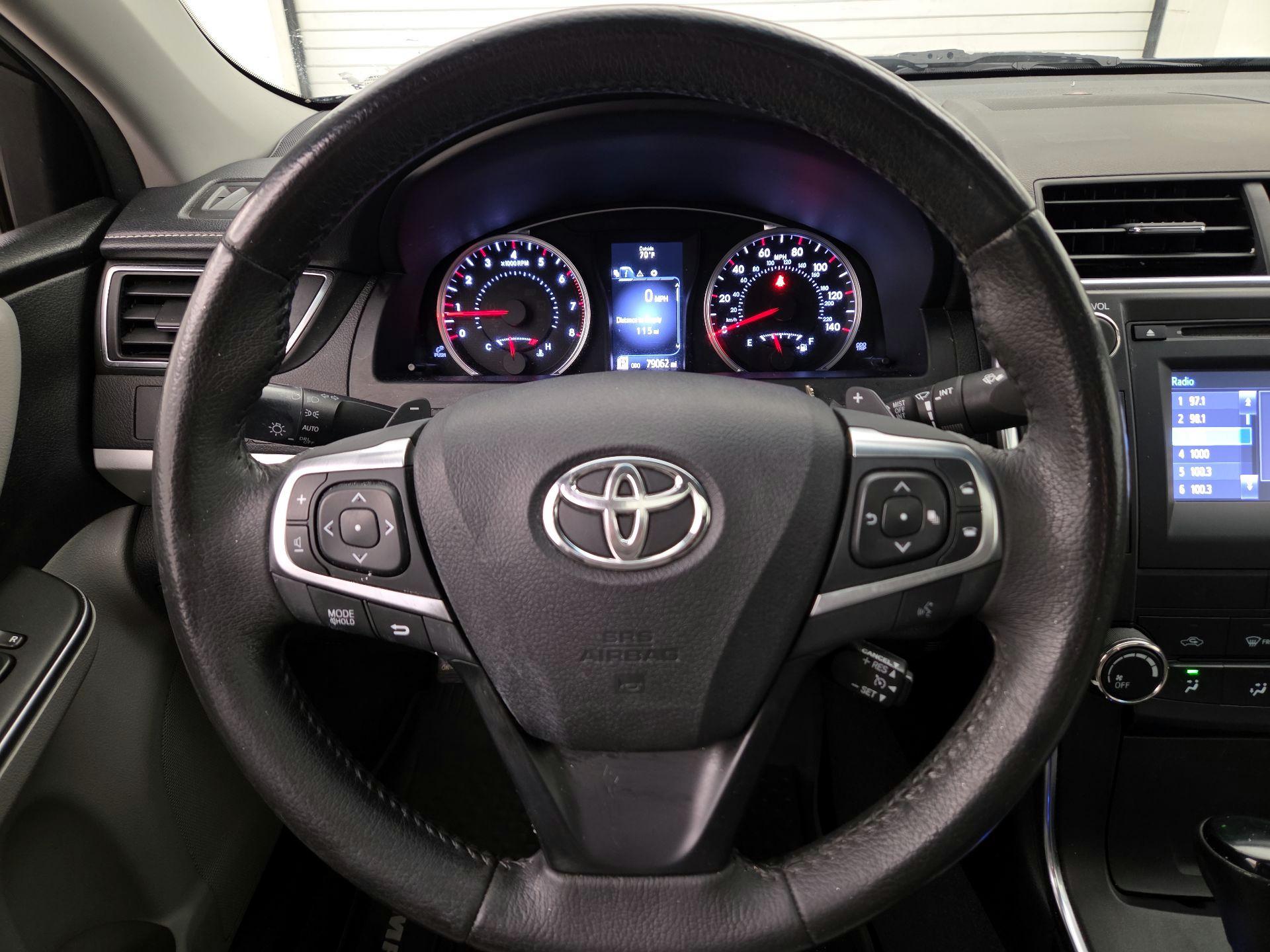 Thumbnail: 2017 Toyota Camry - 10