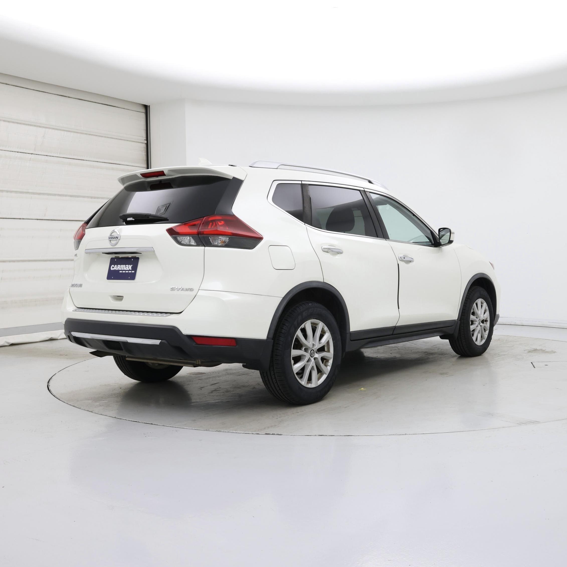 Thumbnail: 2018 Nissan Rogue - 8