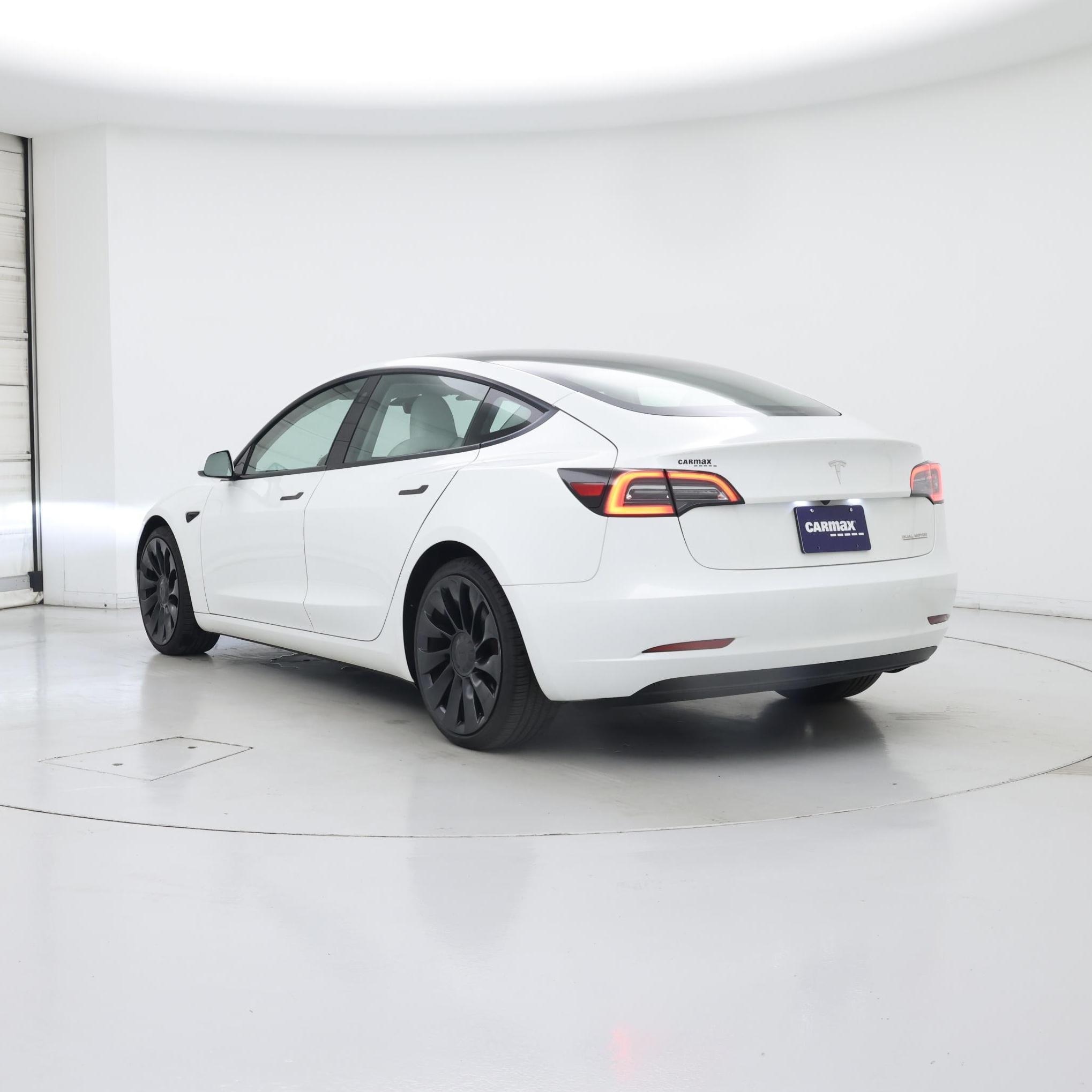 Thumbnail: 2023 Tesla Model 3 - 2