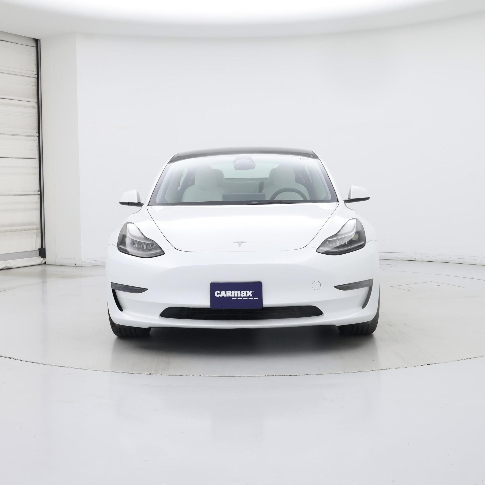 Thumbnail: 2023 Tesla Model 3 - 5