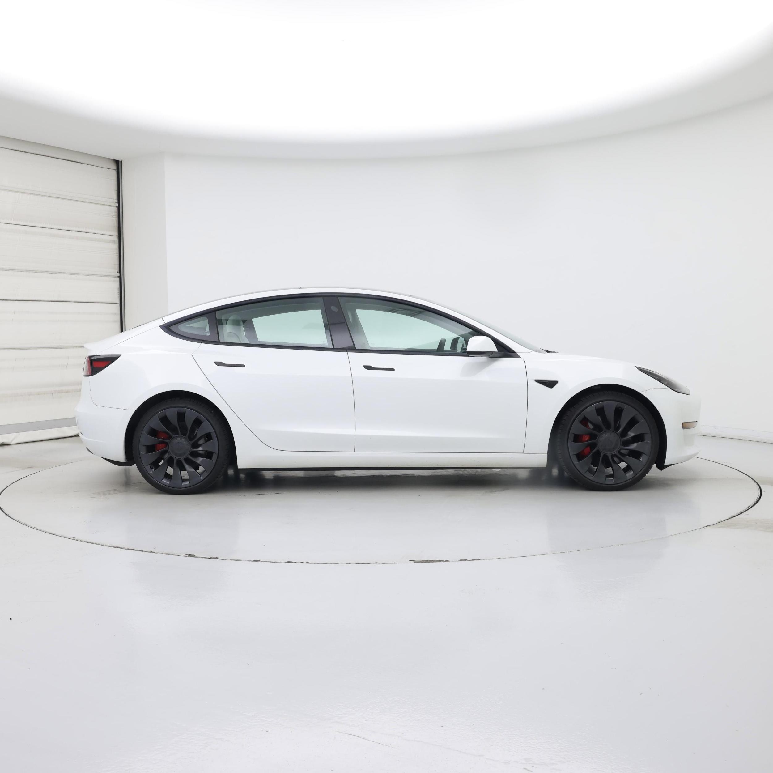 Thumbnail: 2023 Tesla Model 3 - 7