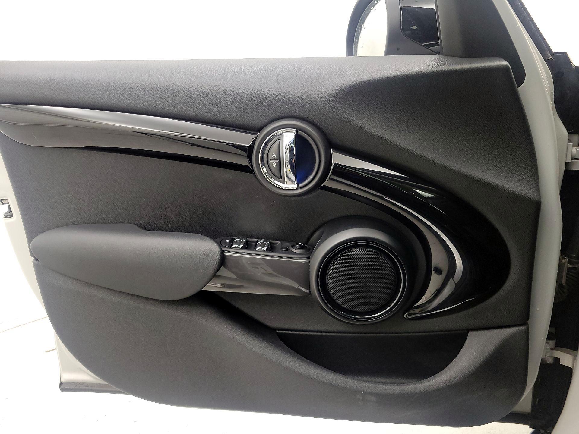 Thumbnail: 2021 MINI Cooper Hardtop - 12