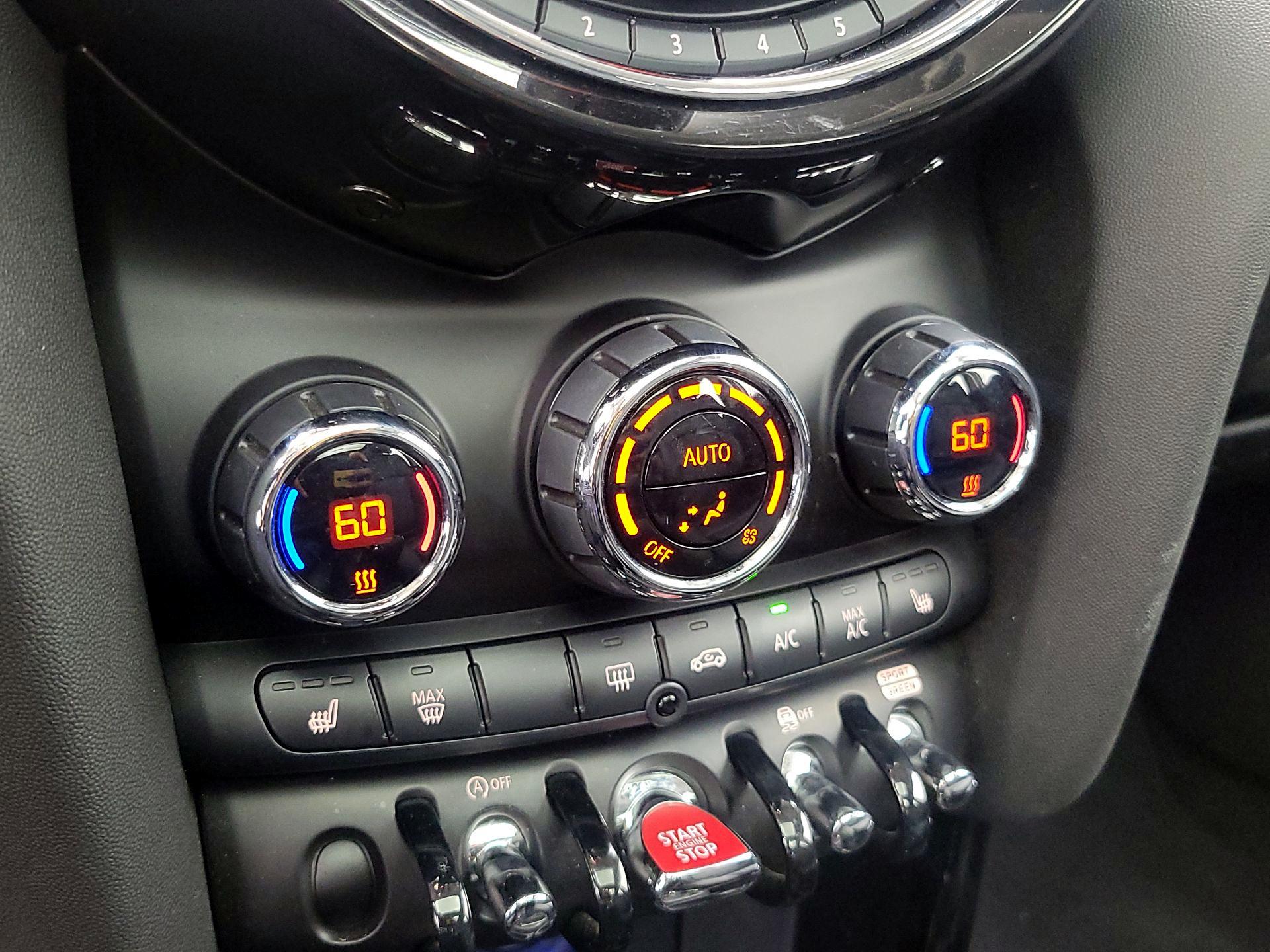 Thumbnail: 2021 MINI Cooper Hardtop - 16