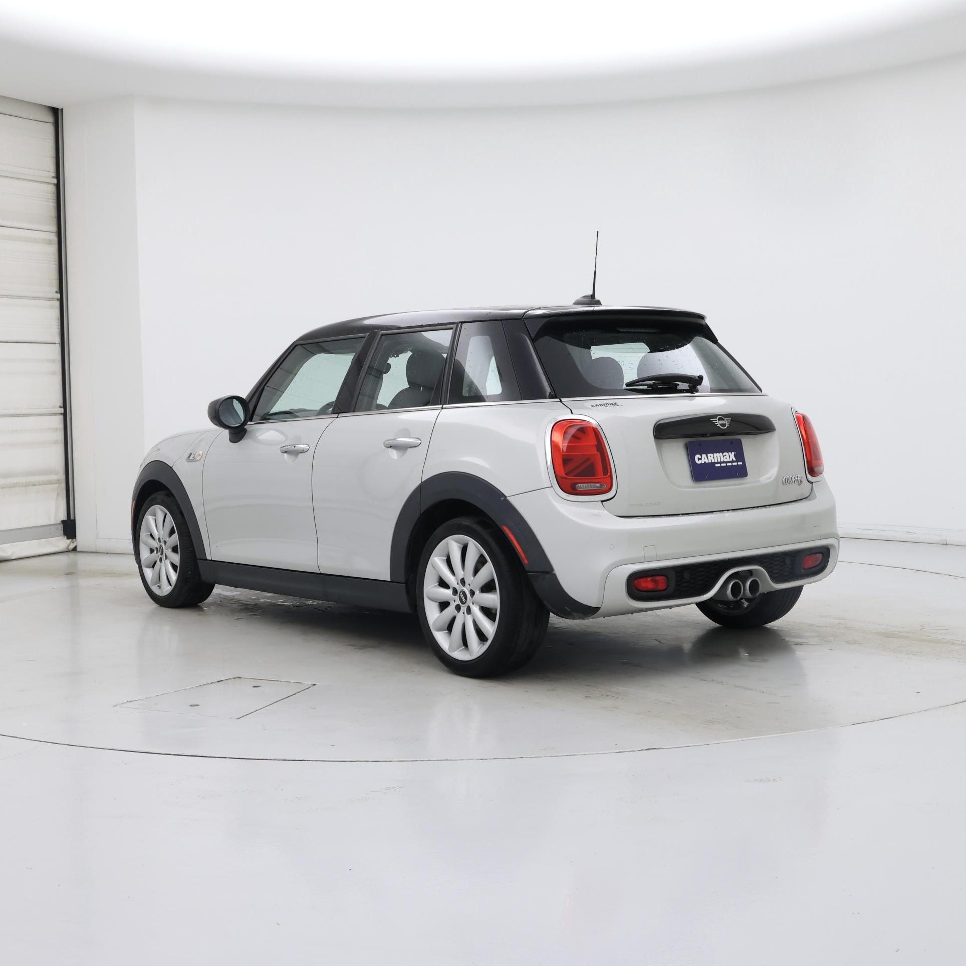Thumbnail: 2021 MINI Cooper Hardtop - 2