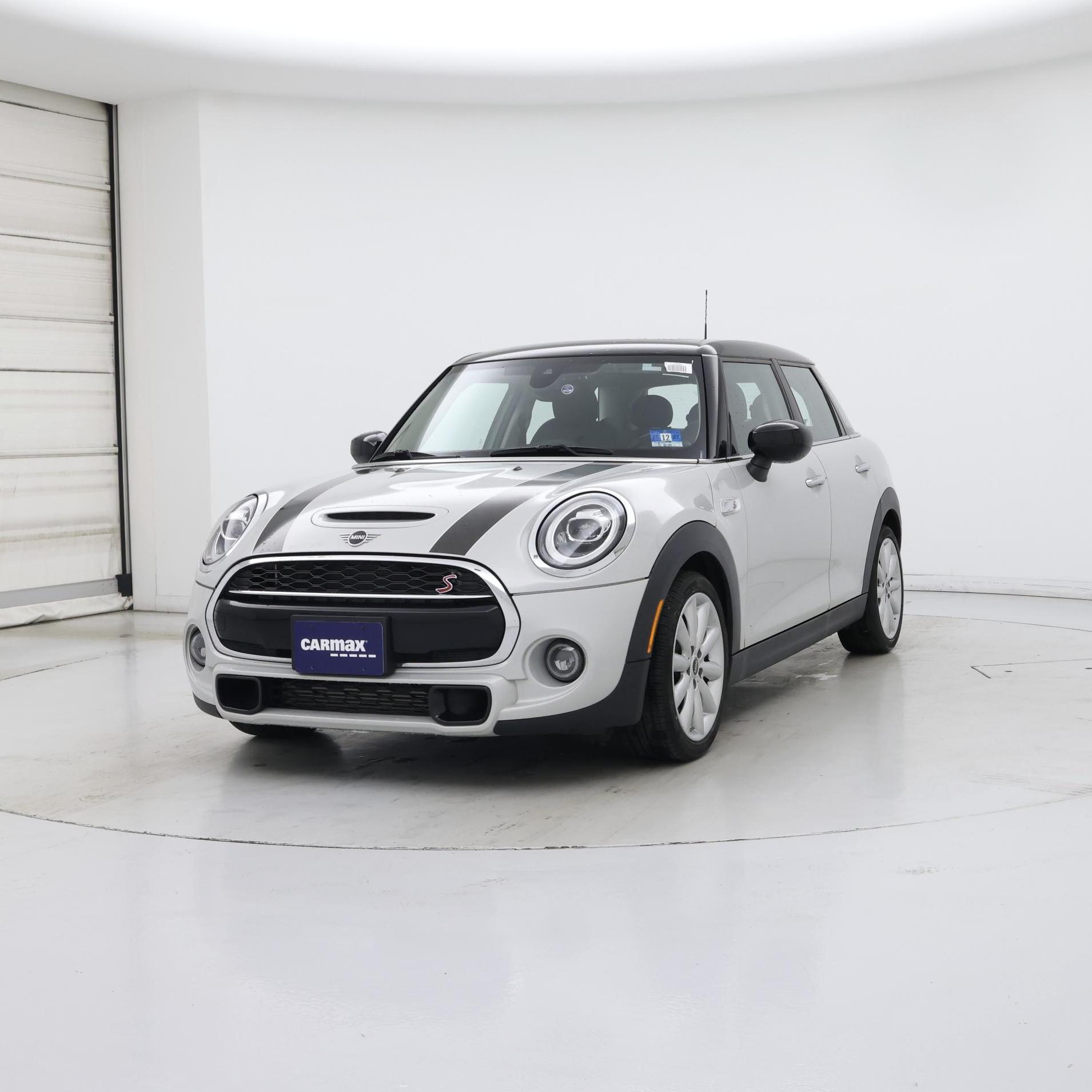 Thumbnail: 2021 MINI Cooper Hardtop - 4
