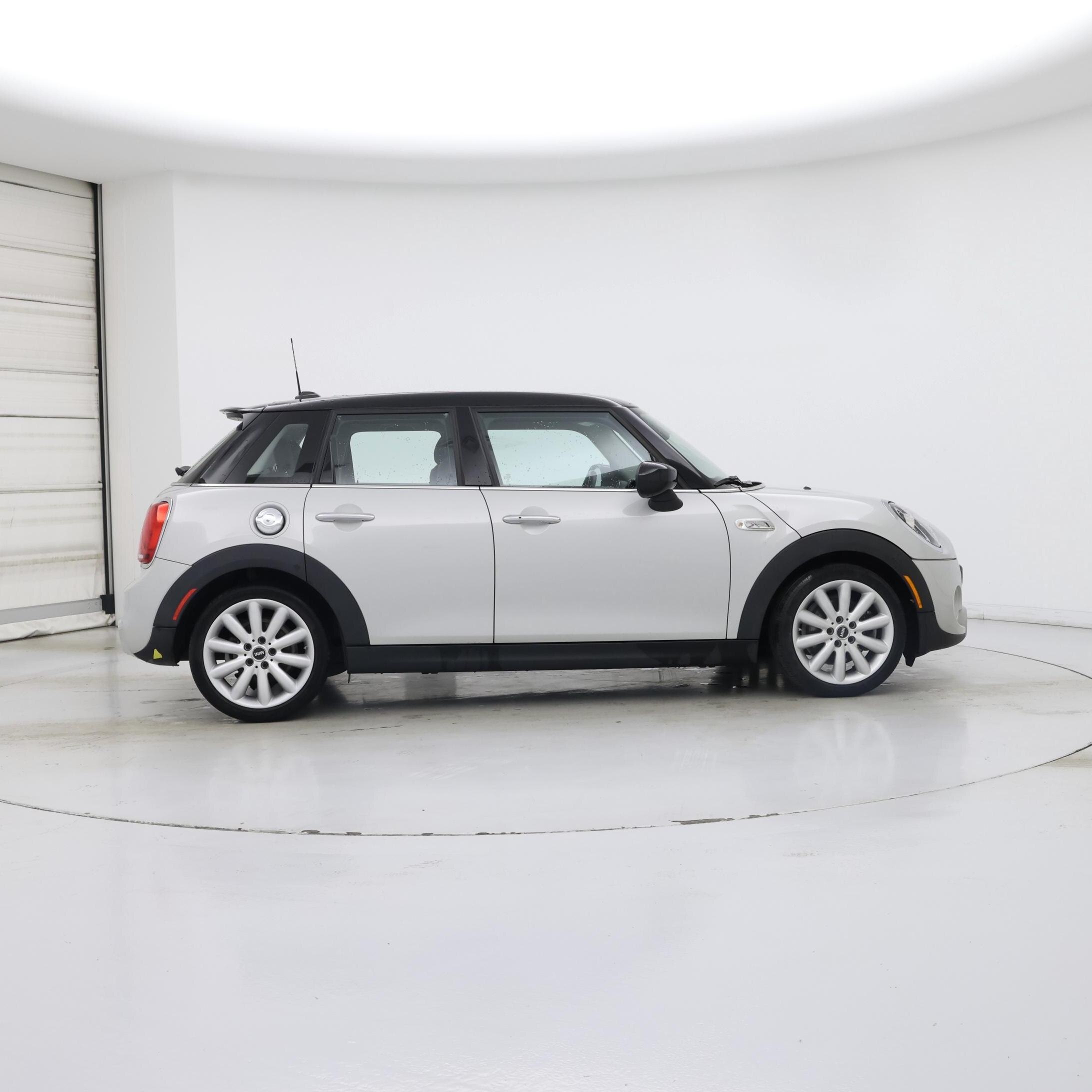 Thumbnail: 2021 MINI Cooper Hardtop - 7