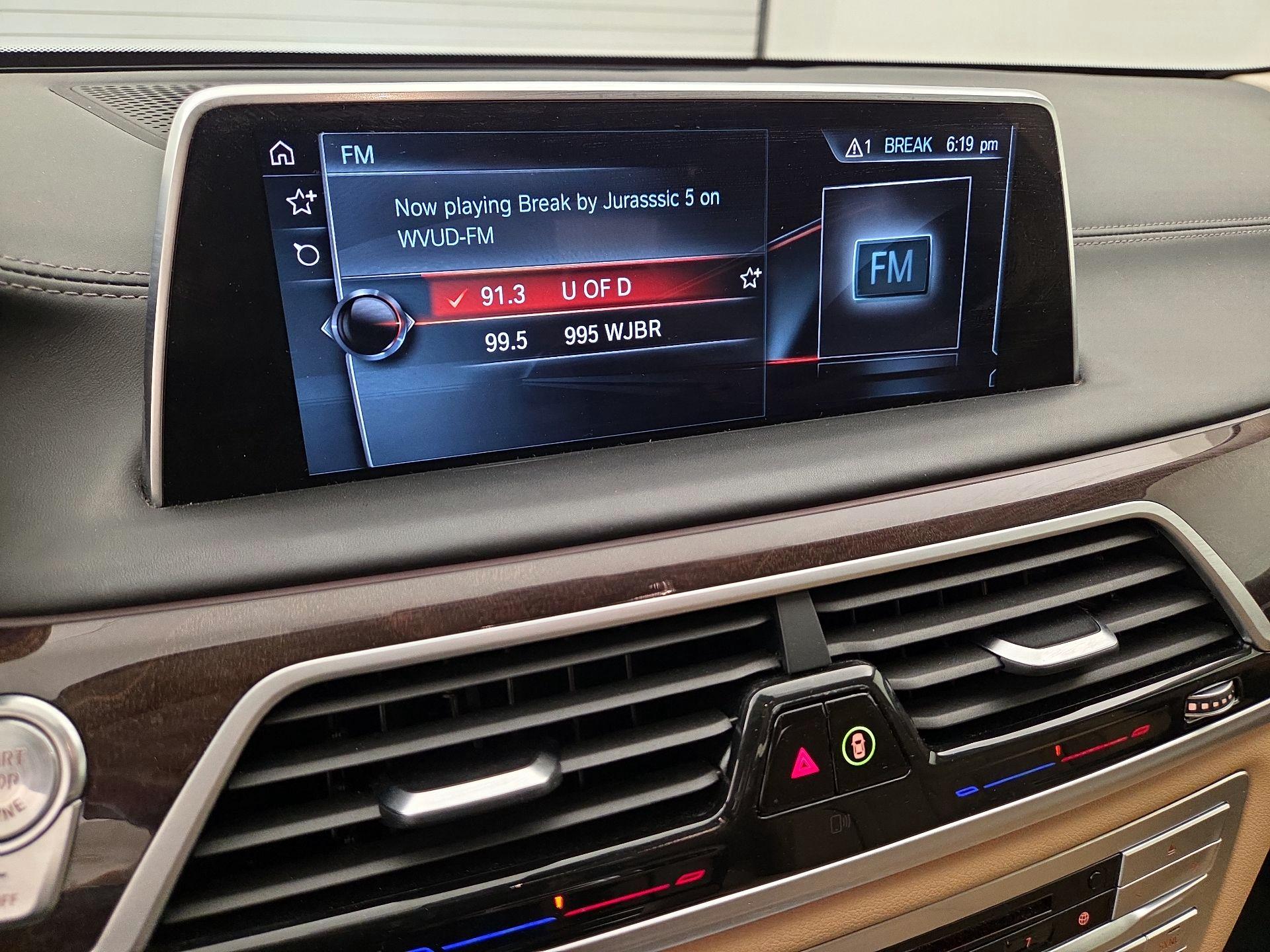 Thumbnail: 2017 BMW 7 Series - 15