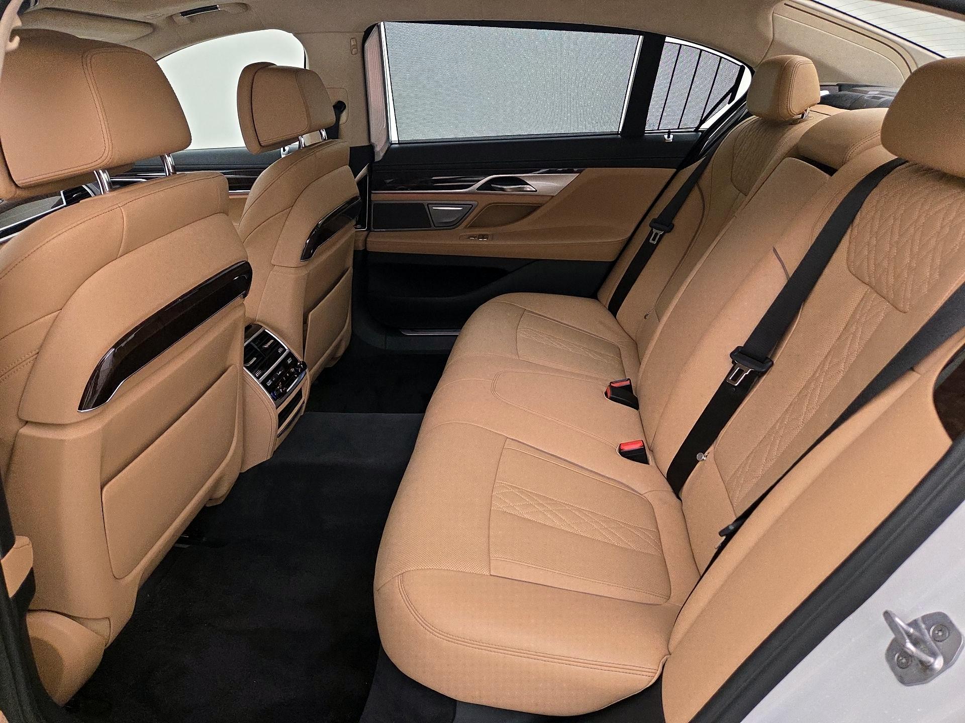 Thumbnail: 2017 BMW 7 Series - 20
