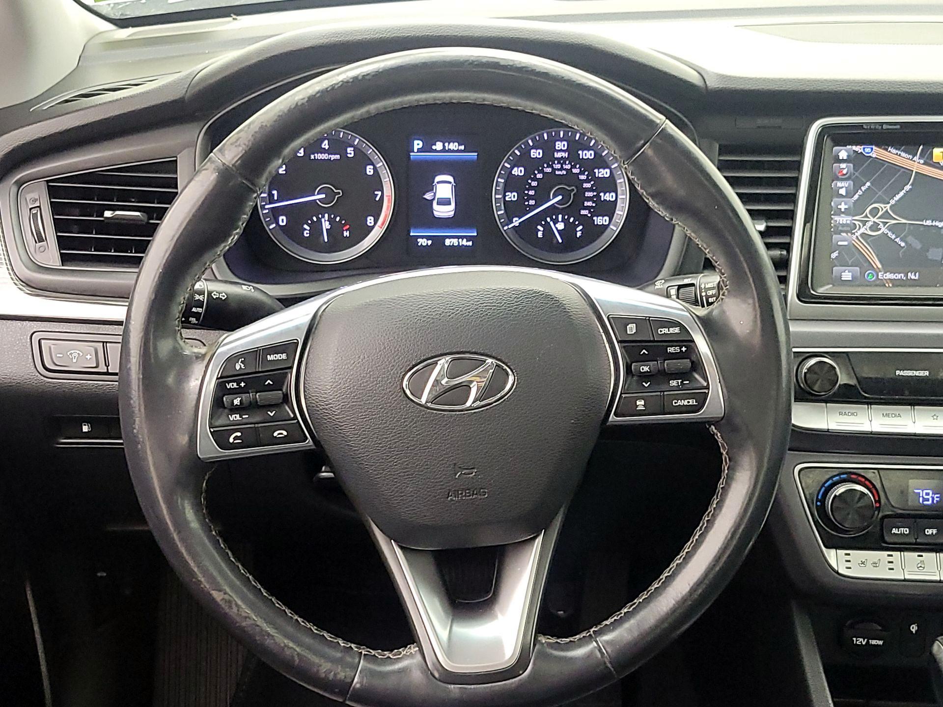 Thumbnail: 2018 Hyundai Sonata - 10