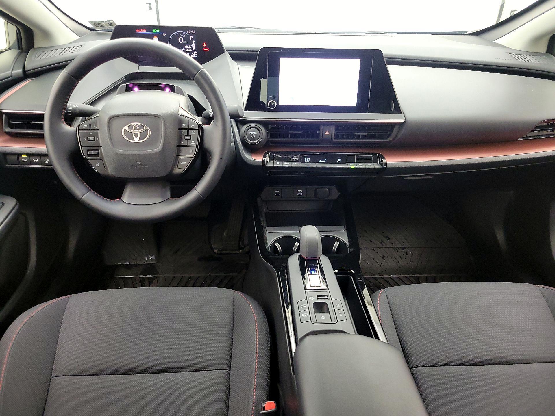 Thumbnail: 2024 Toyota Prius Prime - 9