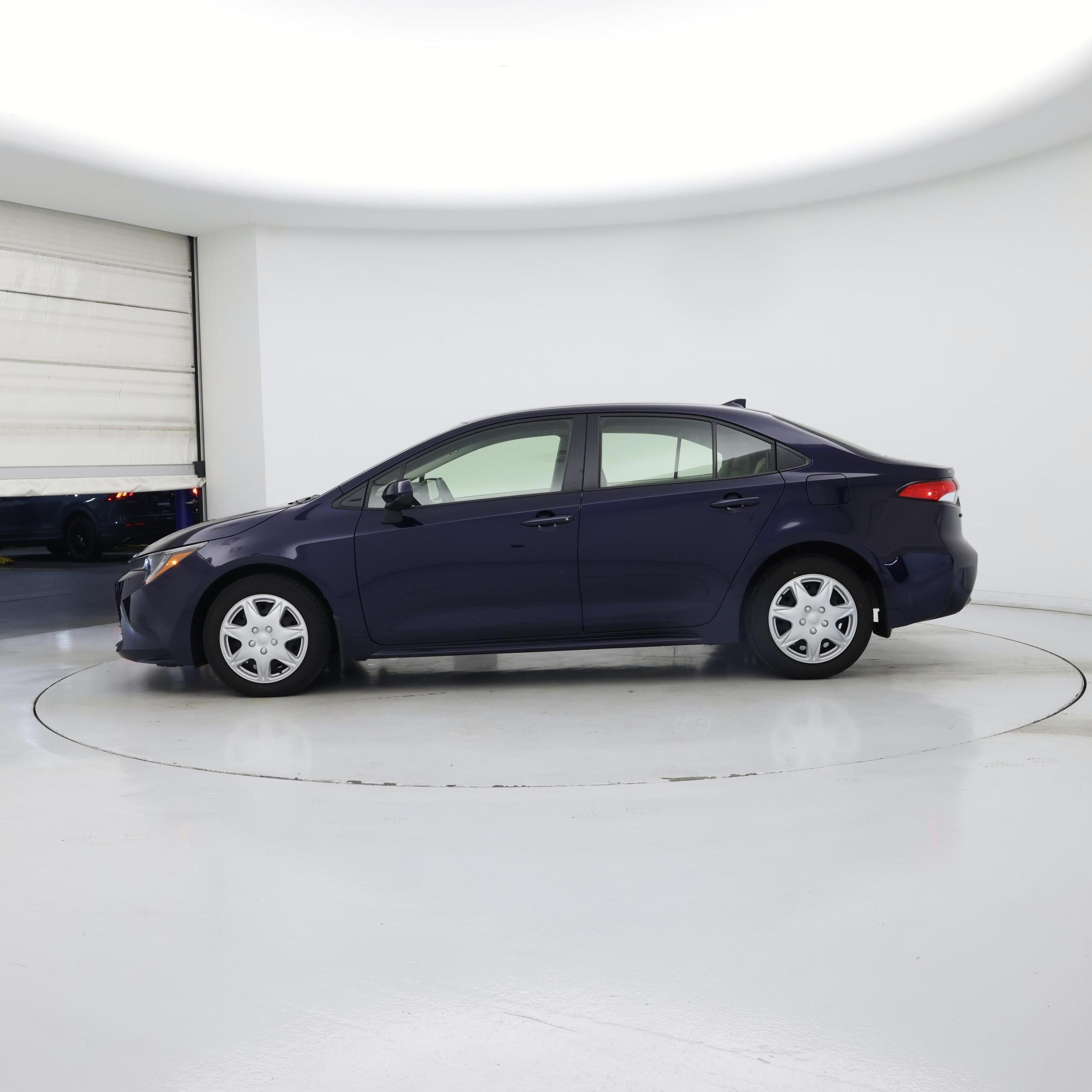 Thumbnail: 2023 Toyota Corolla - 3