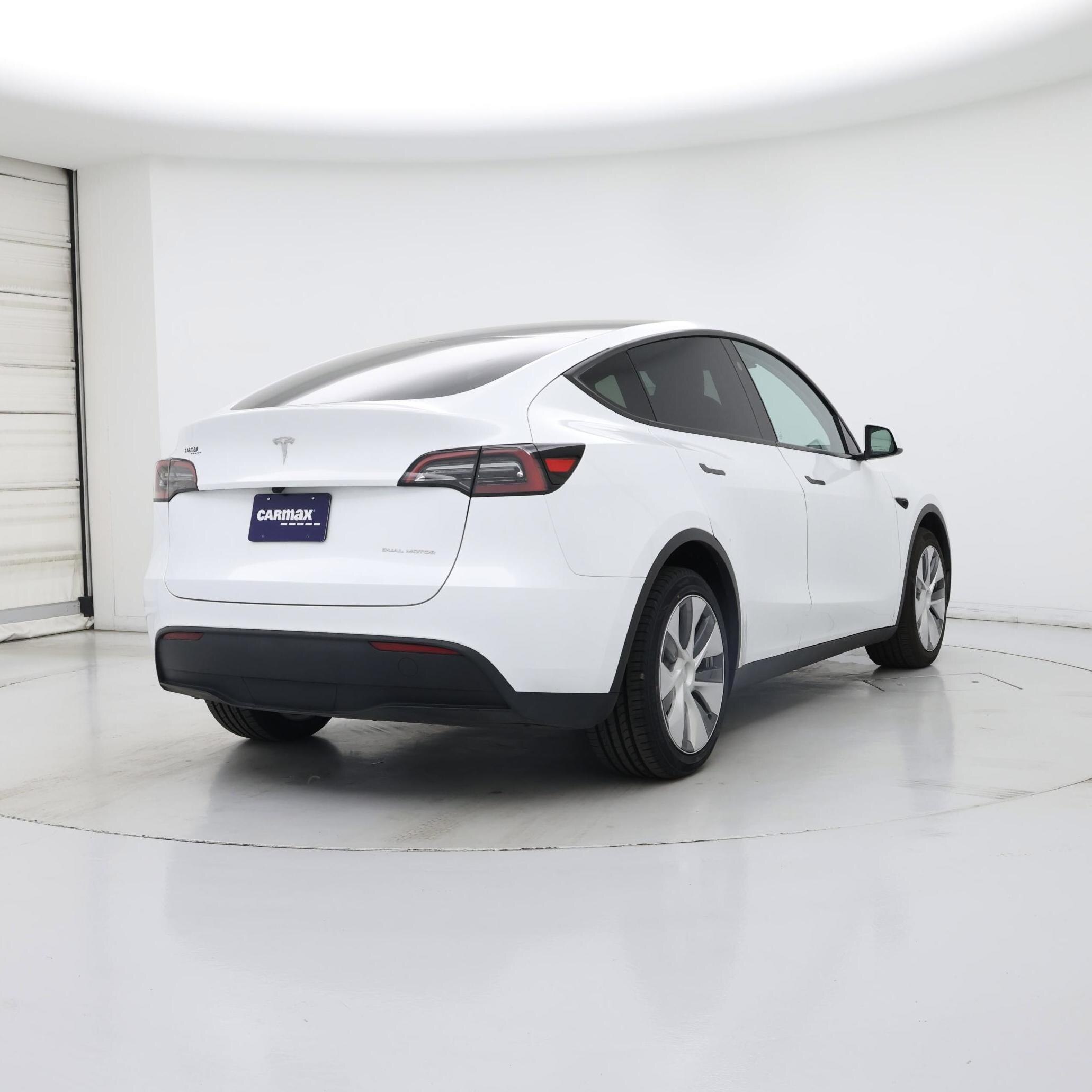 Thumbnail: 2023 Tesla Model Y - 8